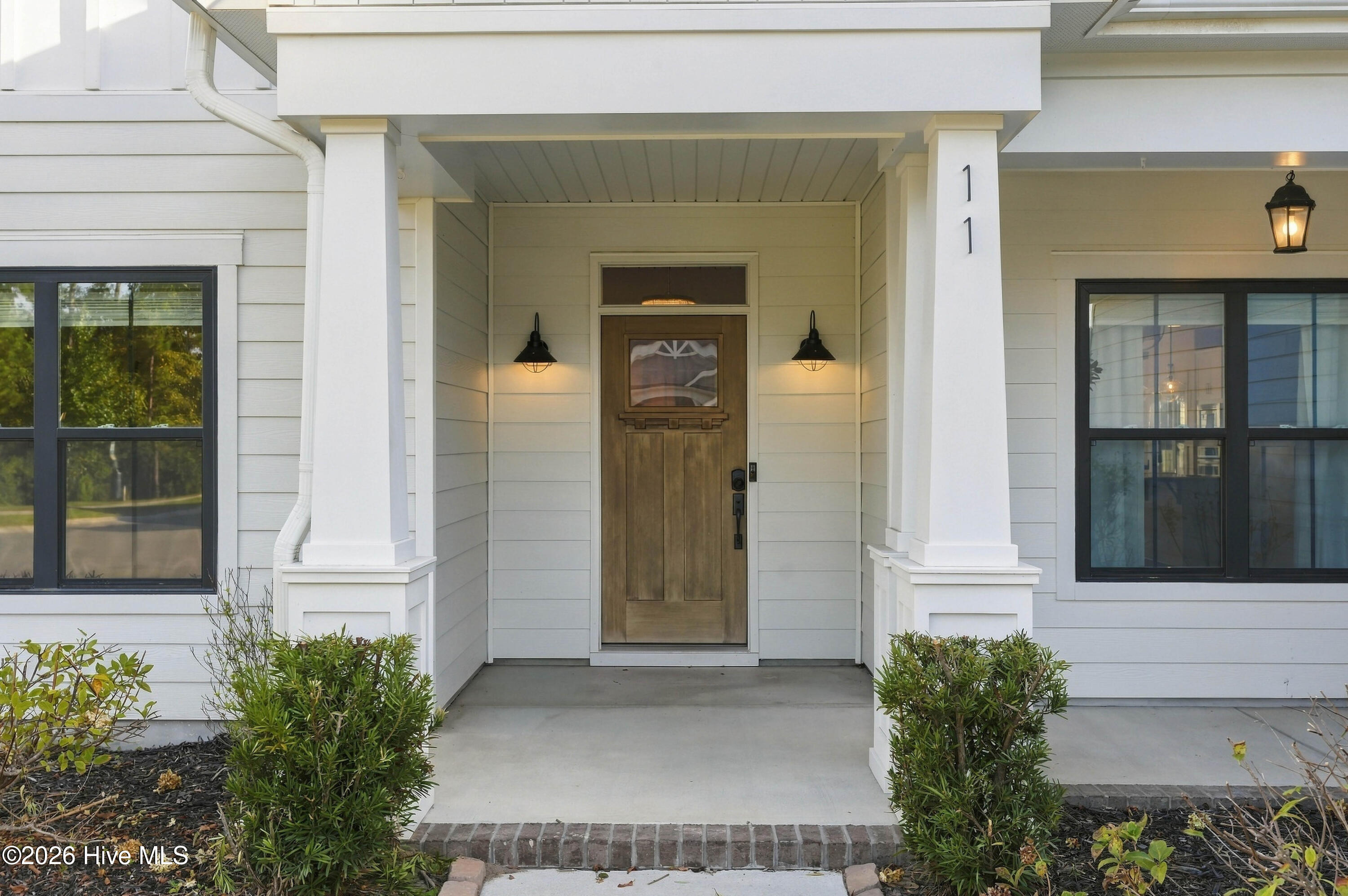 11 Lemongrass Court Property Photo 6
