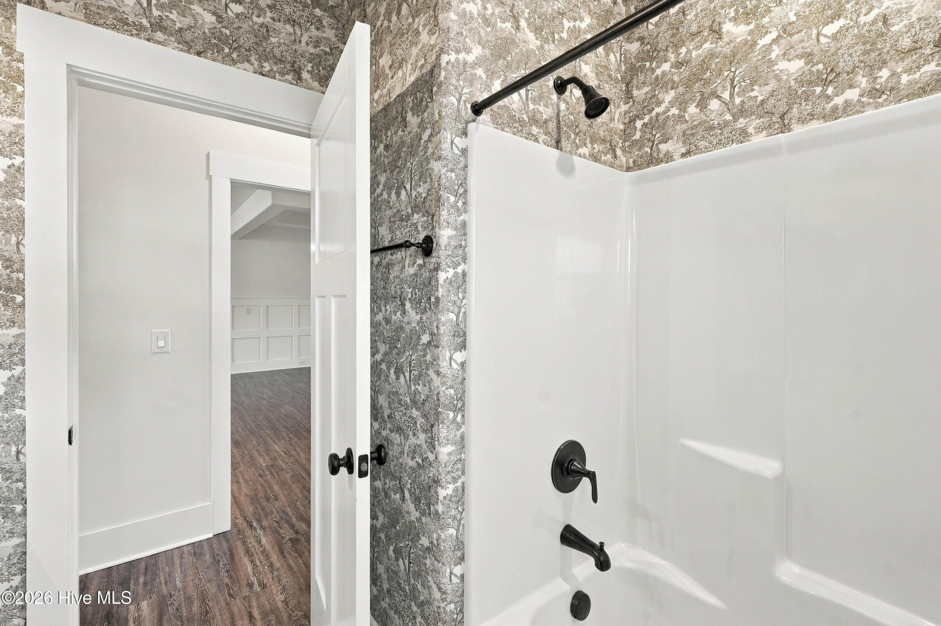 11 Lemongrass Court Property Photo 28
