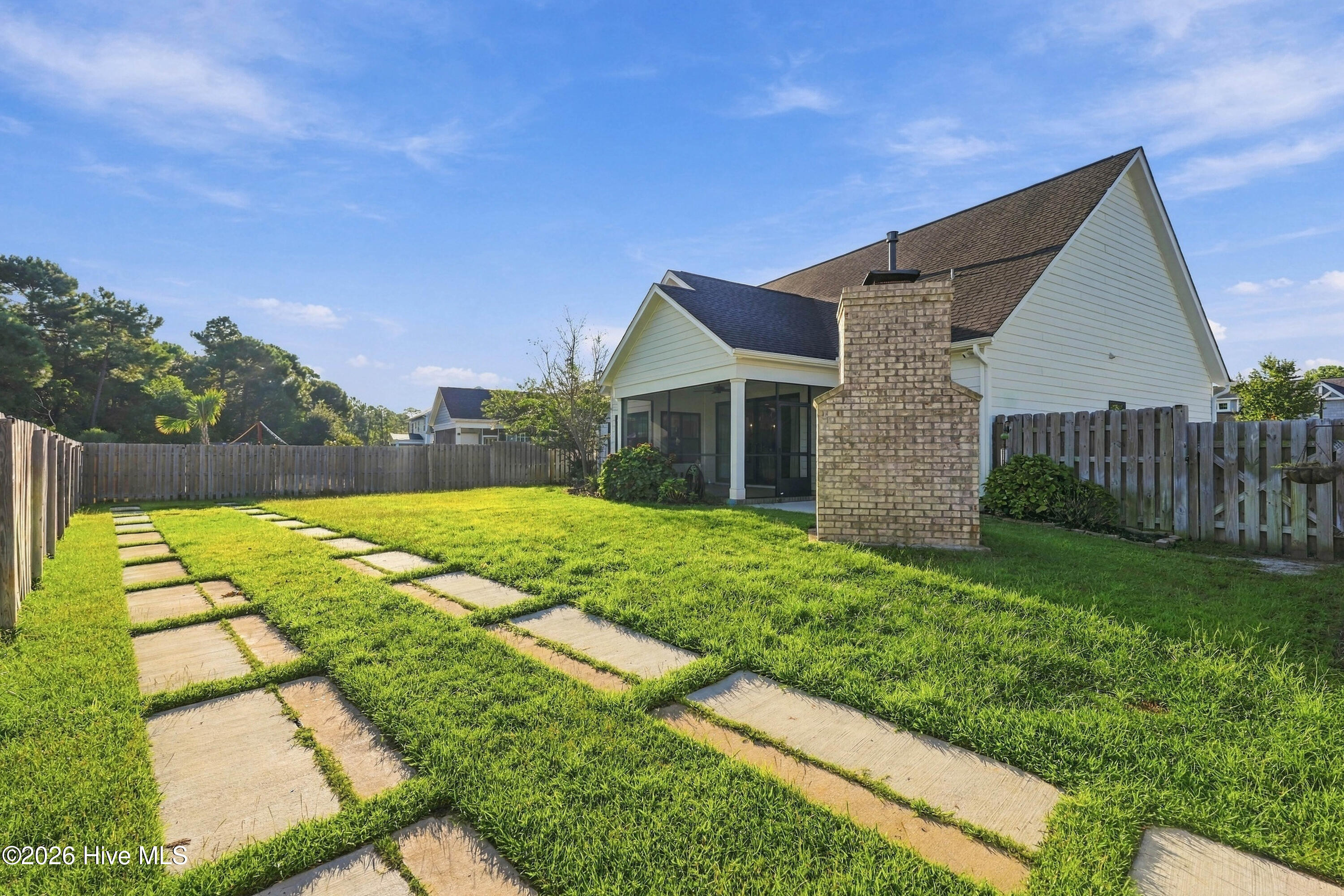 11 Lemongrass Court Property Photo 49