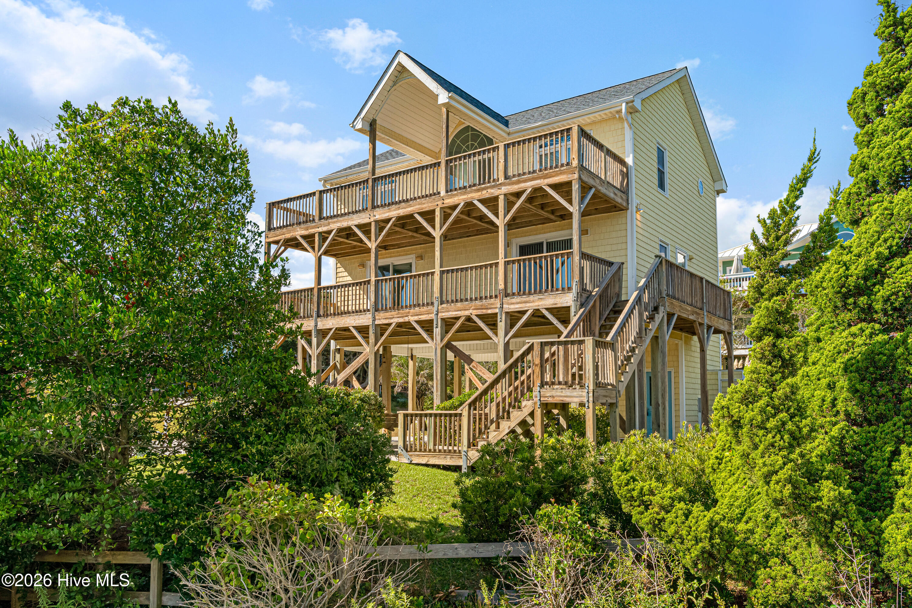 118 Heverly Drive Property Photo 3