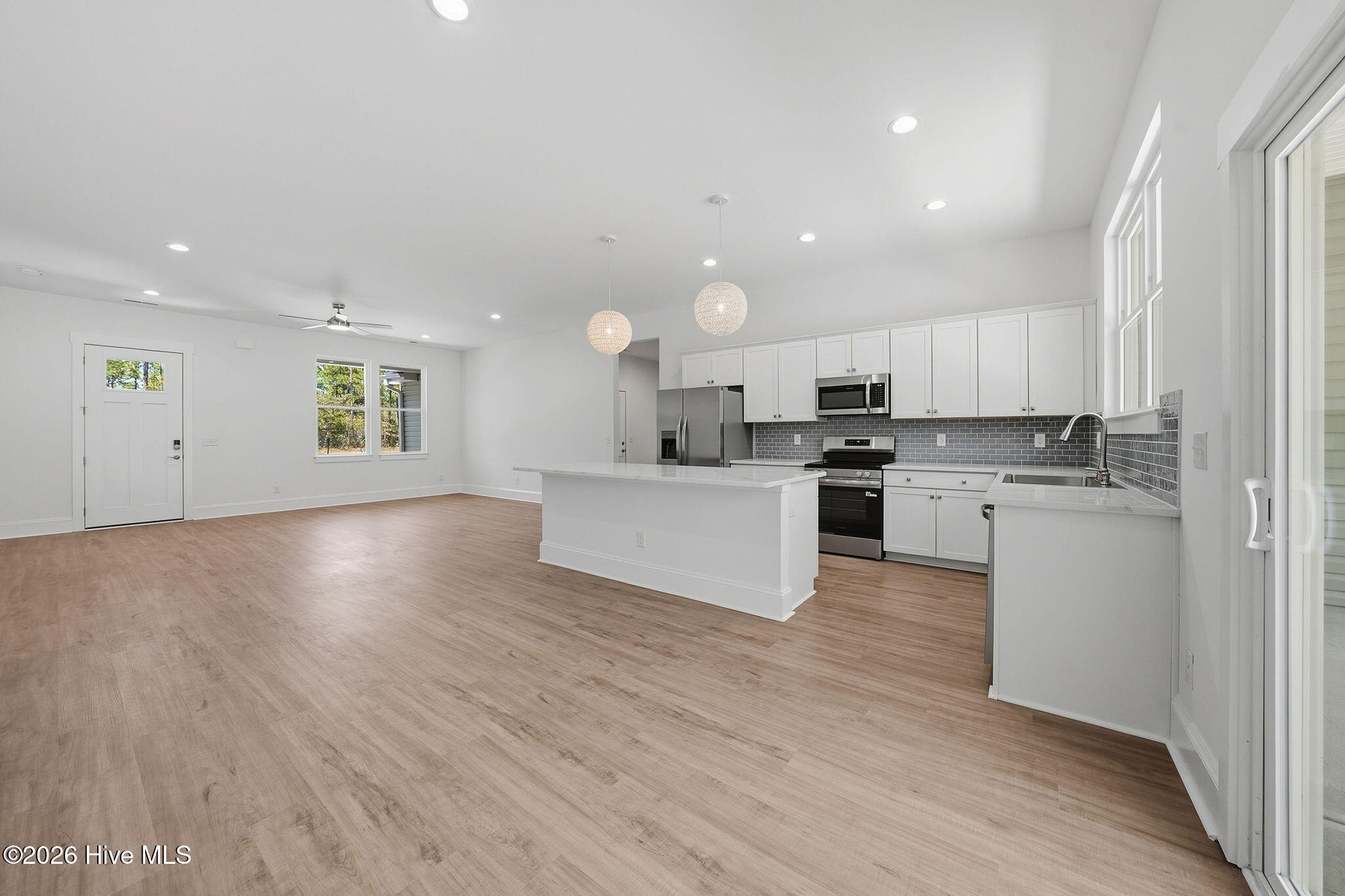 646 E Boiling Spring Road Property Photo 6