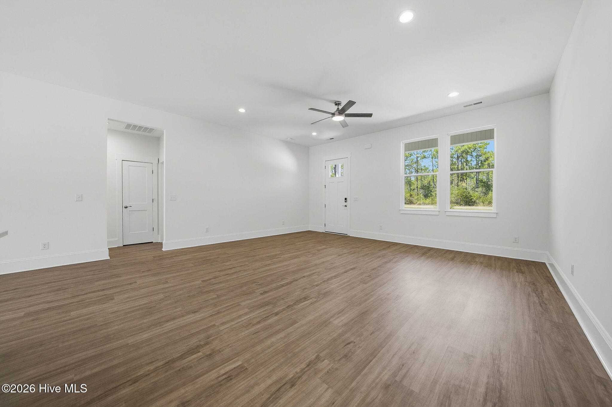 646 E Boiling Spring Road Property Photo 7