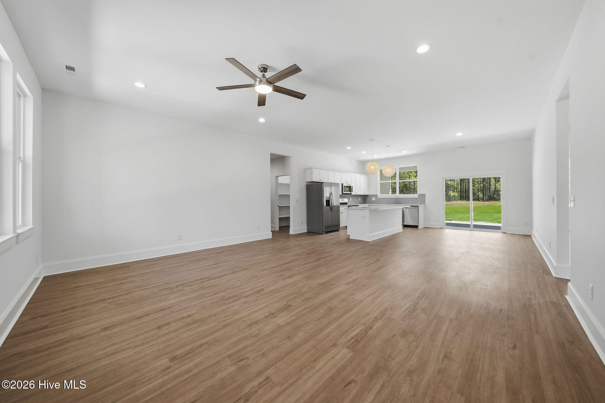 646 E Boiling Spring Road Property Photo 8