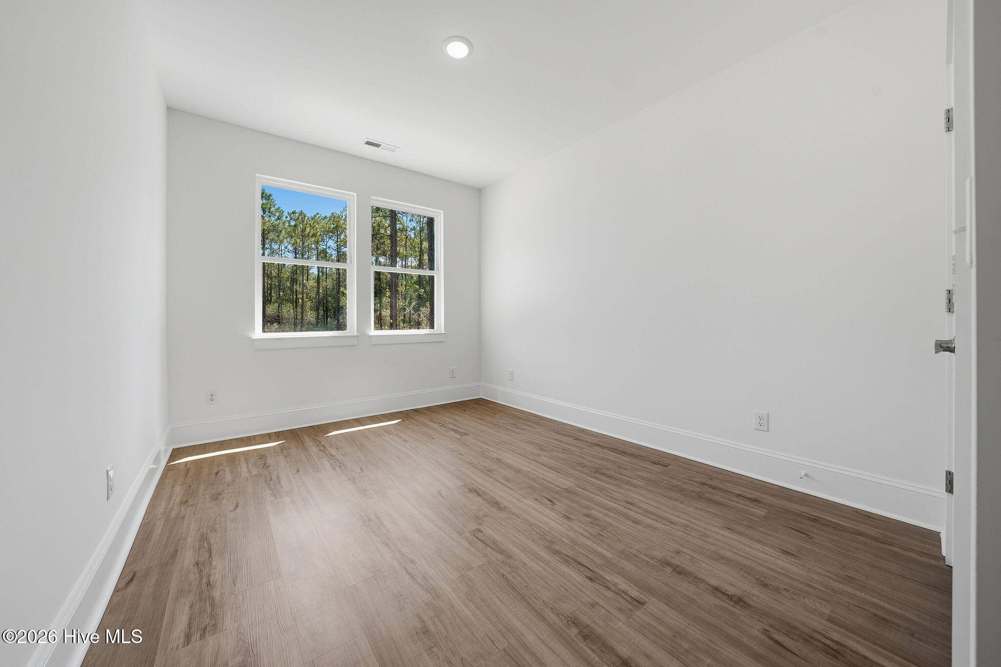646 E Boiling Spring Road Property Photo 32
