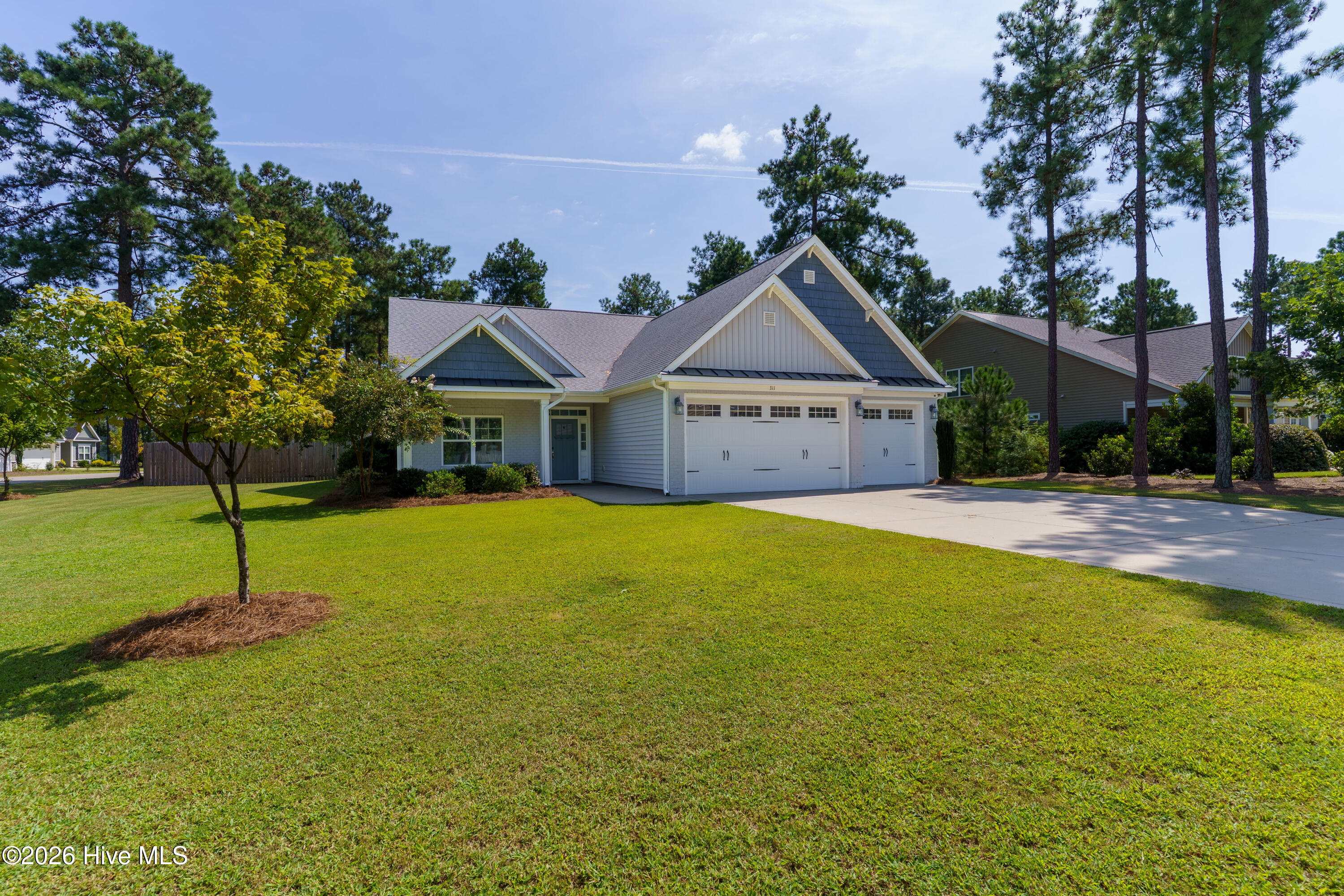 311 Pine Laurel Drive Property Photo 3