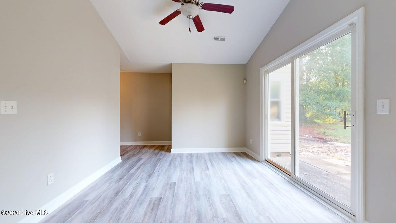 105 Spring Drive Property Photo 14