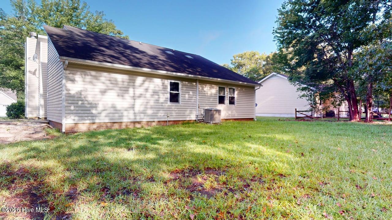 105 Spring Drive Property Photo 32