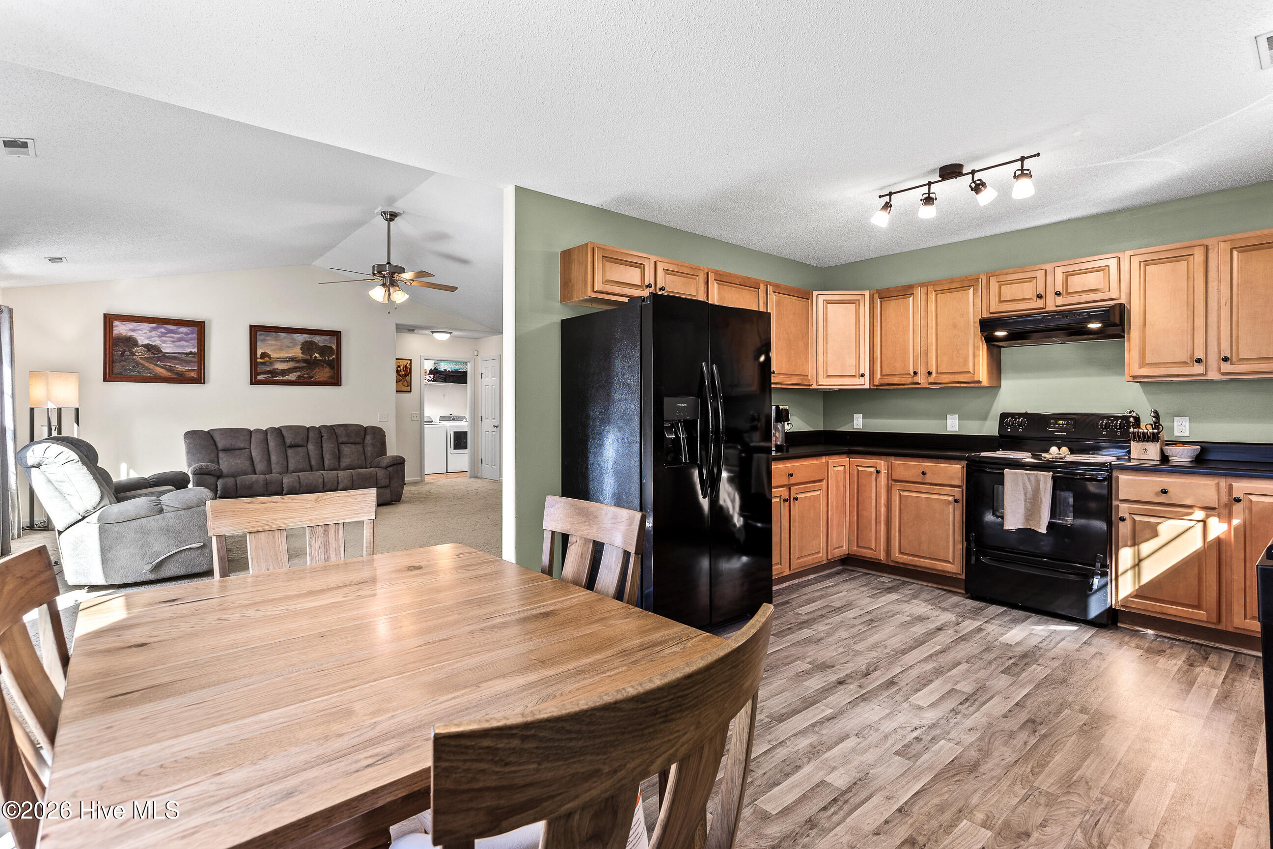 202 Hominy Court Property Photo 4
