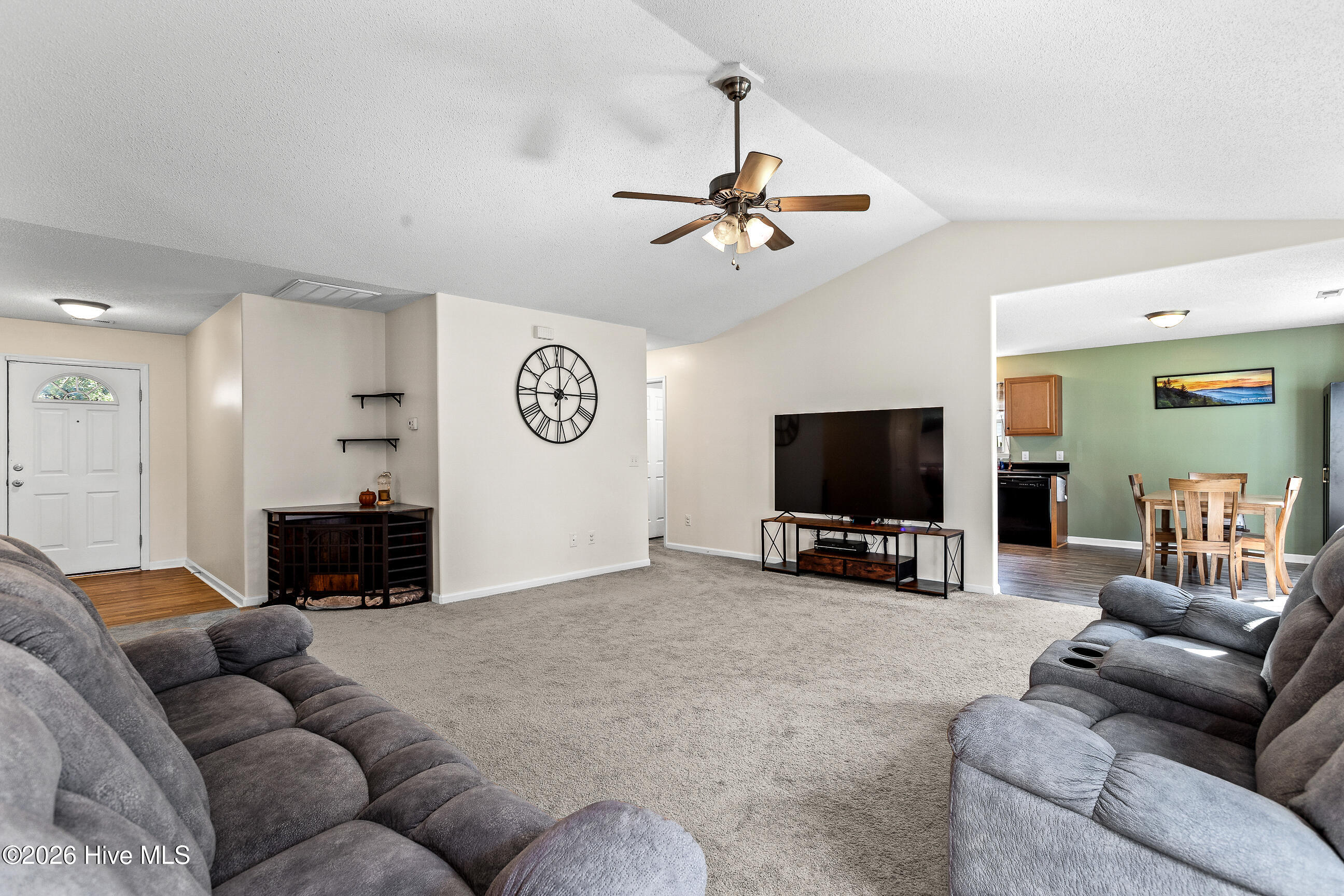 202 Hominy Court Property Photo 5