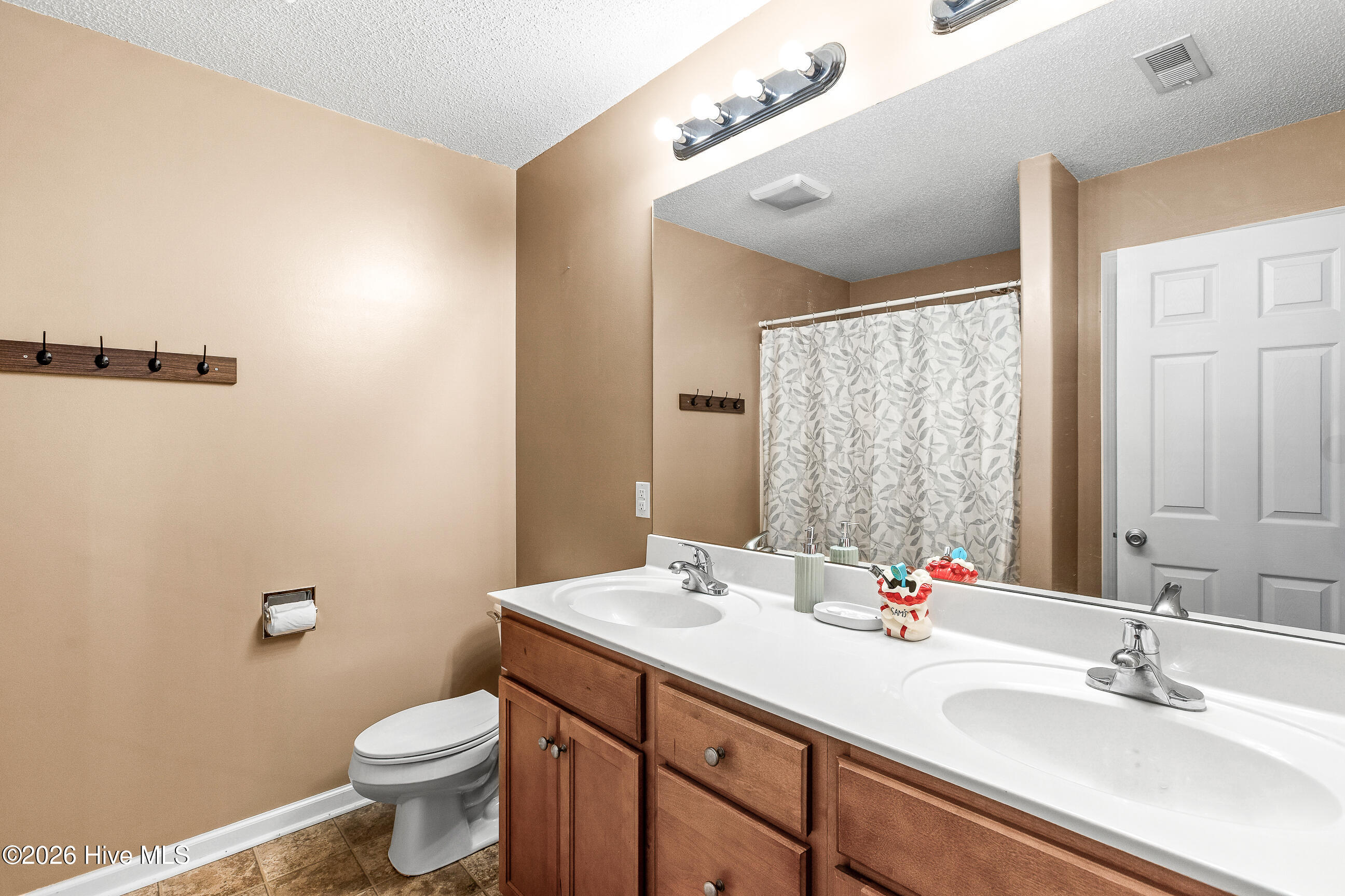 202 Hominy Court Property Photo 10