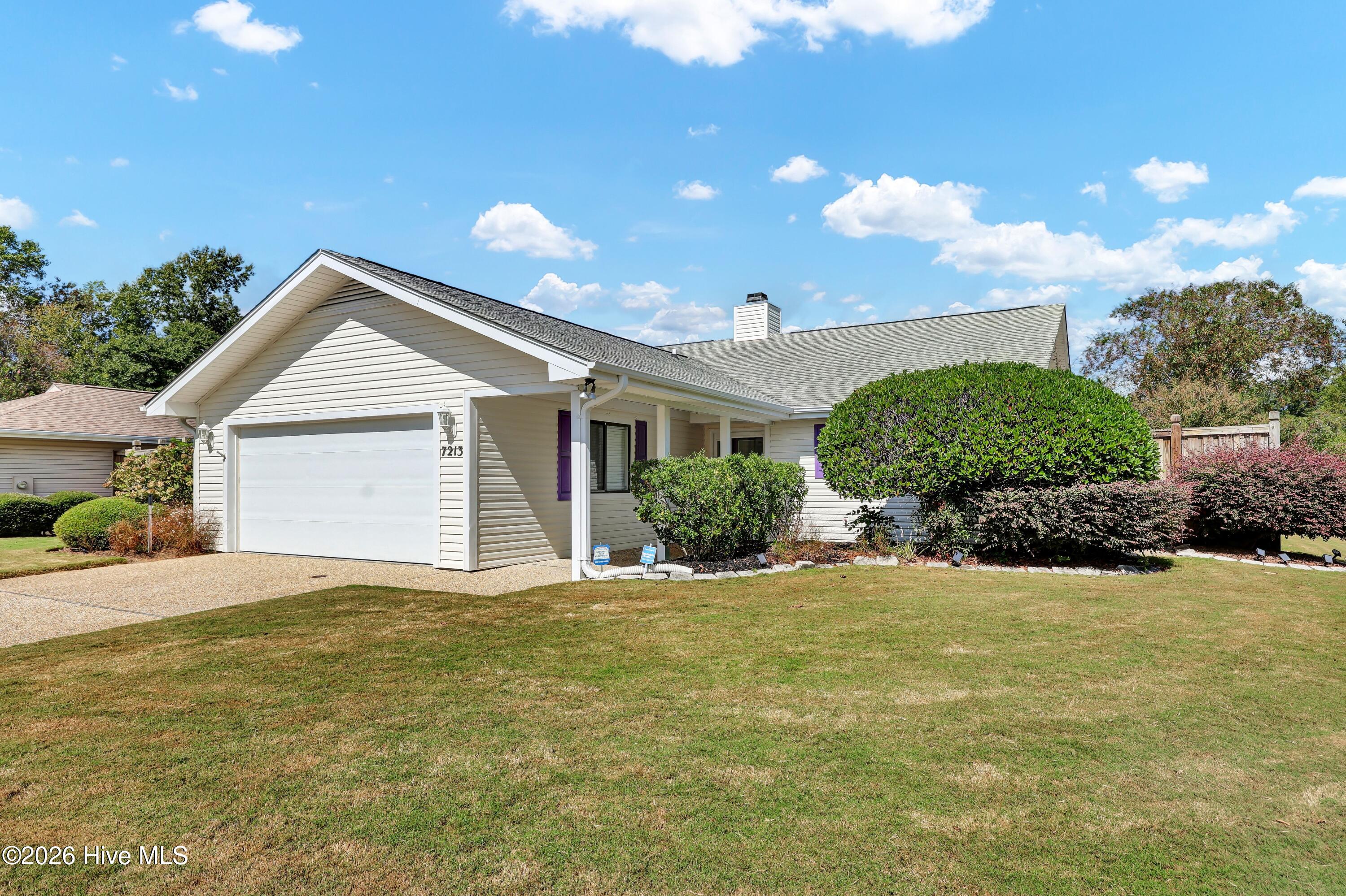 7213 Islamerta Place Property Photo 2