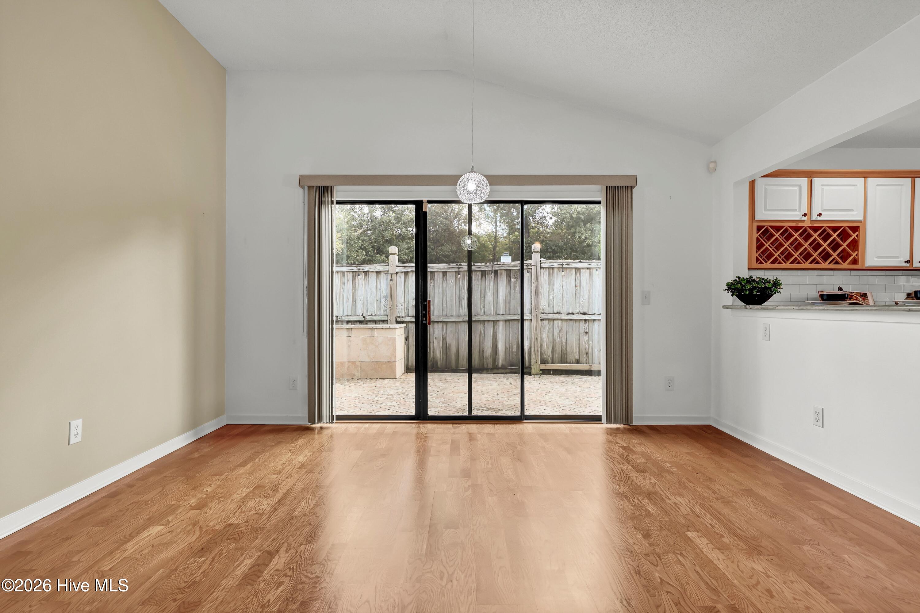 7213 Islamerta Place Property Photo 8