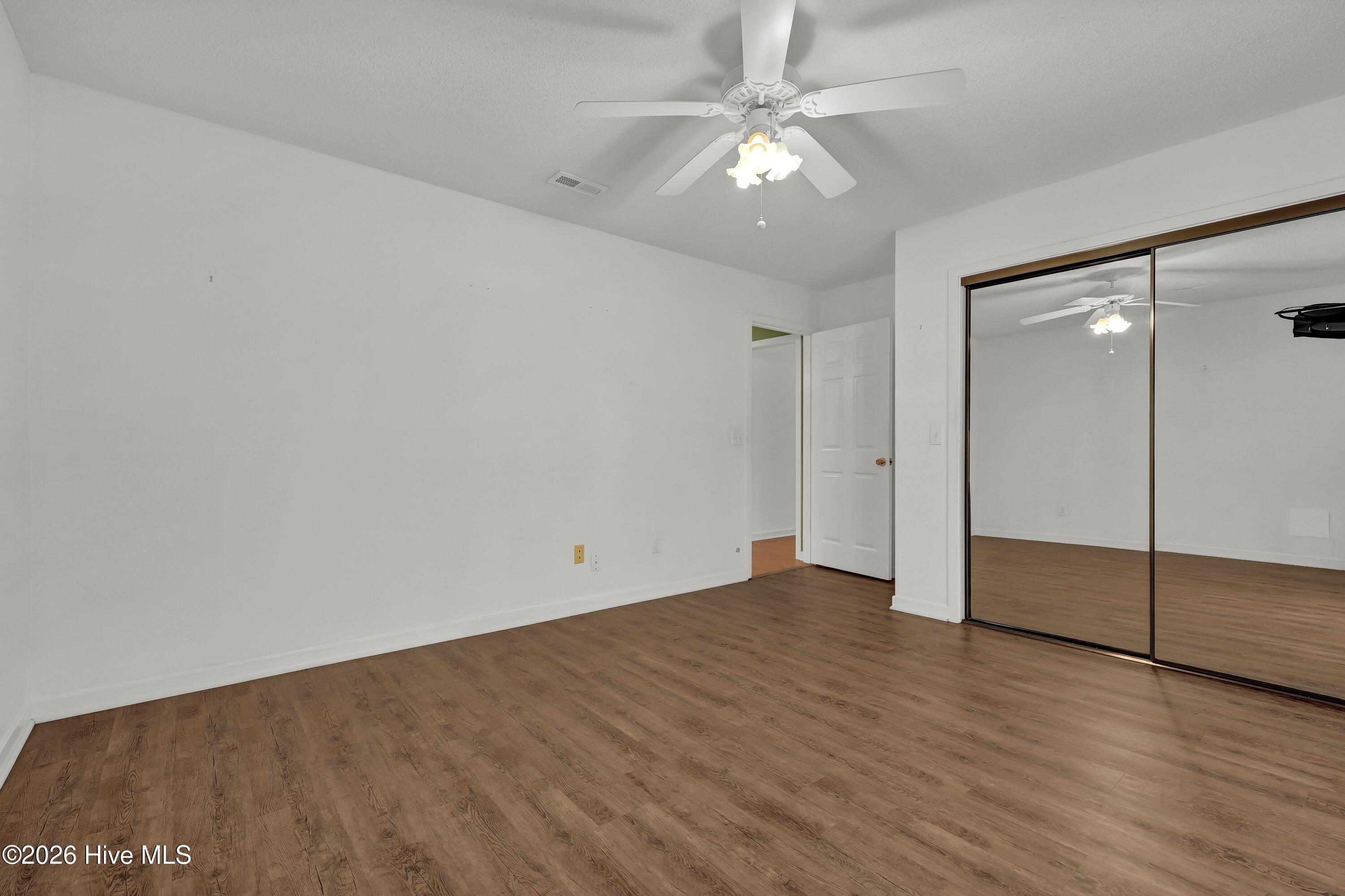 7213 Islamerta Place Property Photo 20