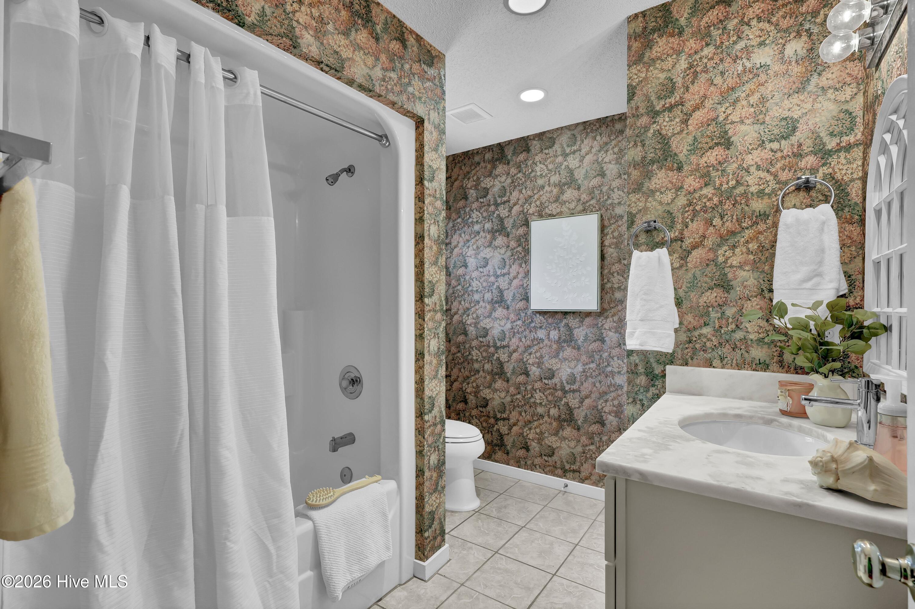 7213 Islamerta Place Property Photo 24