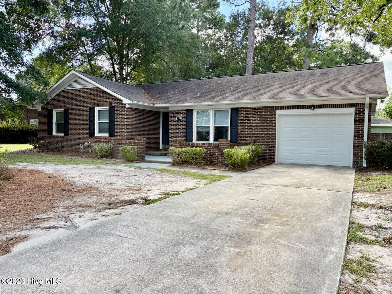 1234 Kenningston Street Property Photo 1