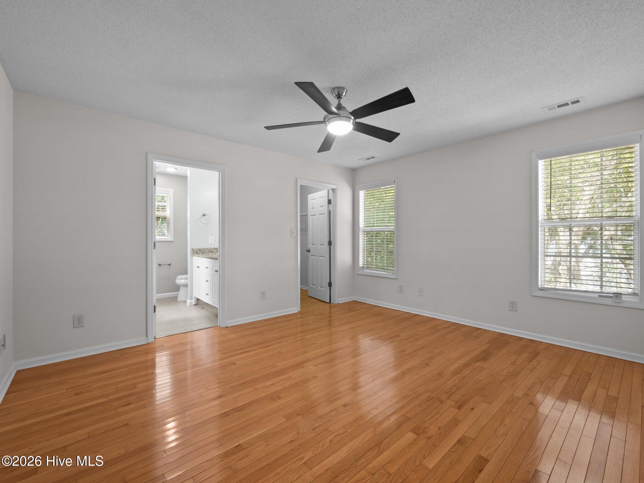305 Appaloosa Court Property Photo 9