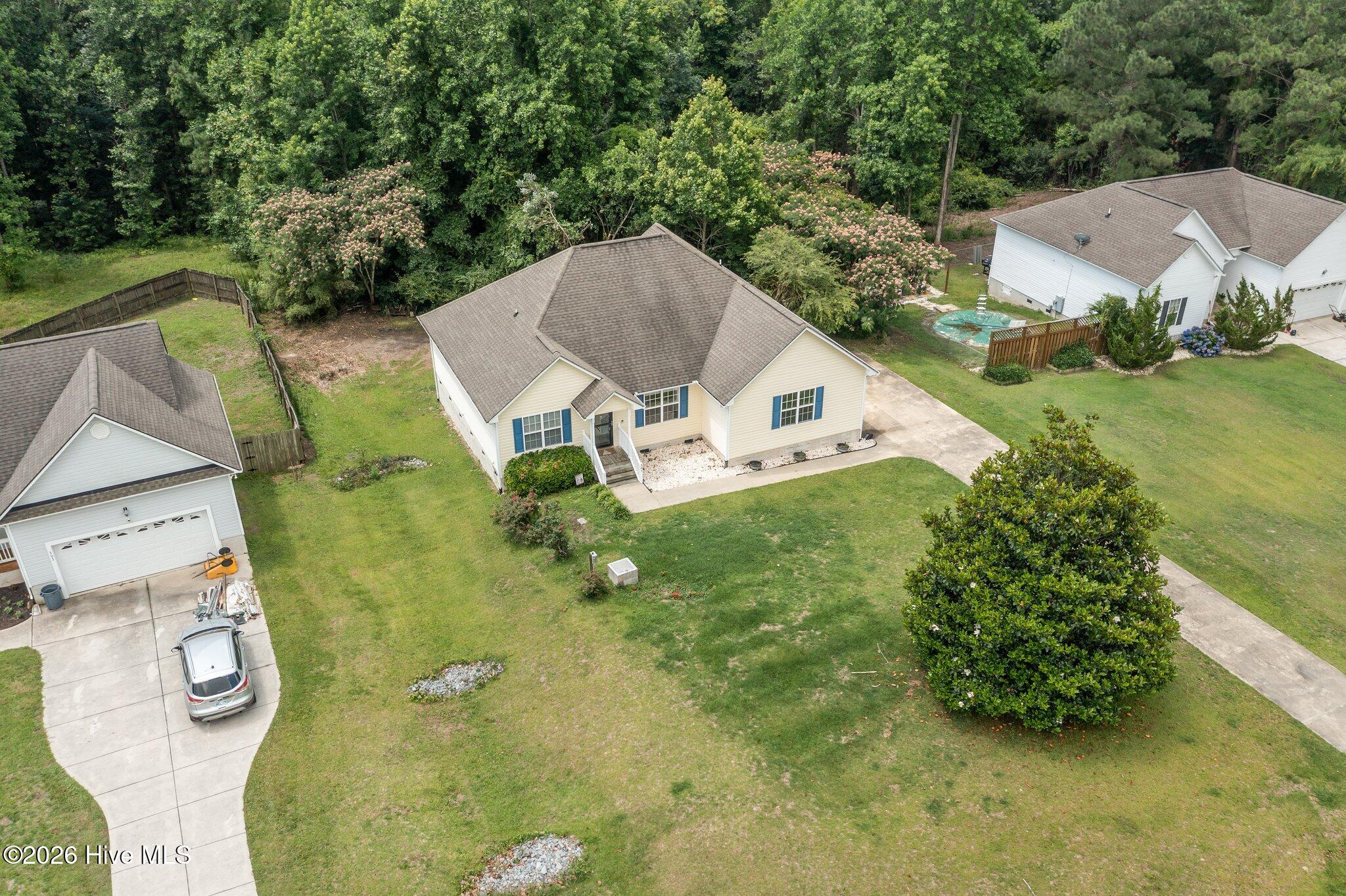 305 Appaloosa Court Property Photo 23