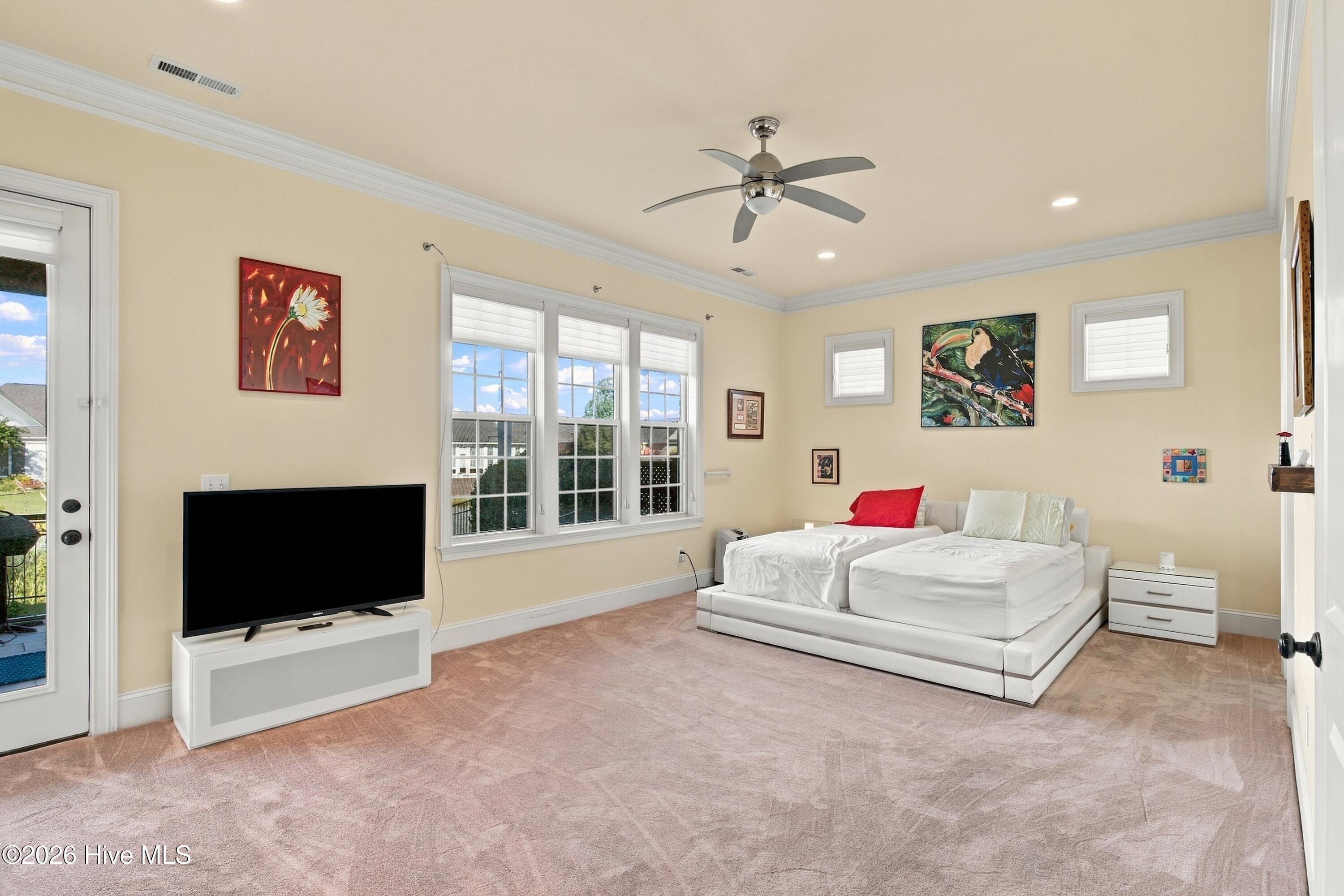 1018 Golden Sands Way Property Photo 19