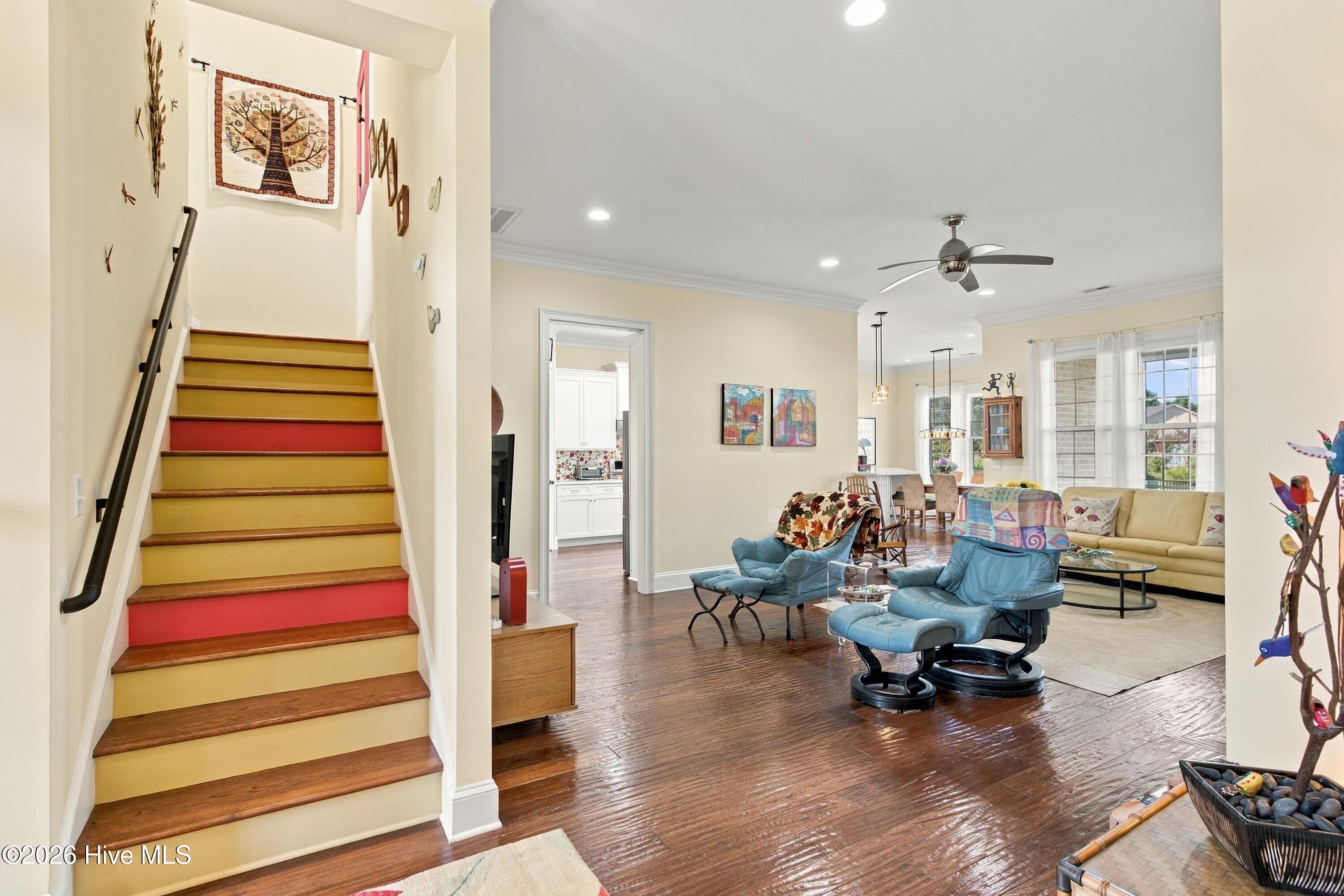 1018 Golden Sands Way Property Photo 37