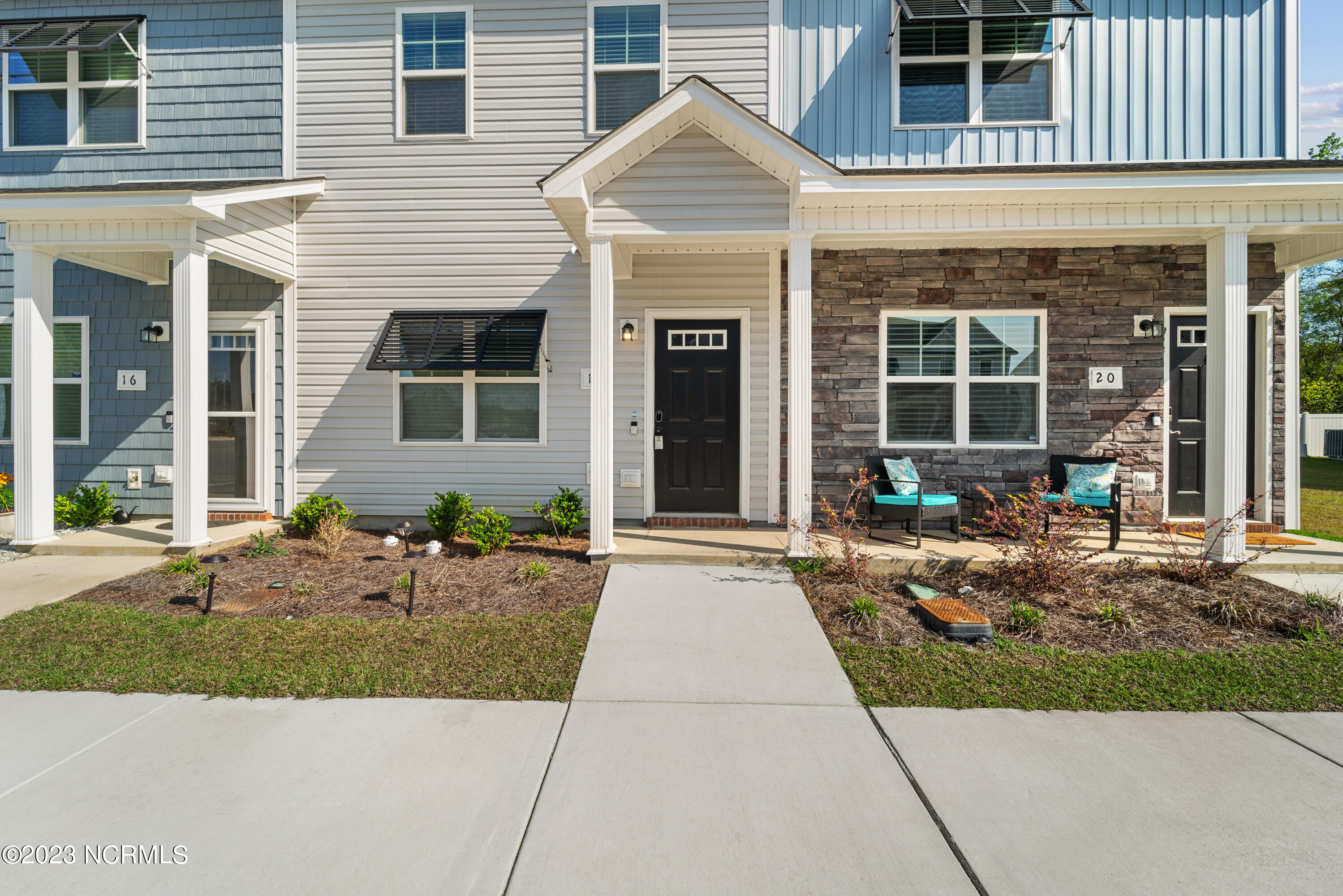 18 Catalina Circle Property Photo 1