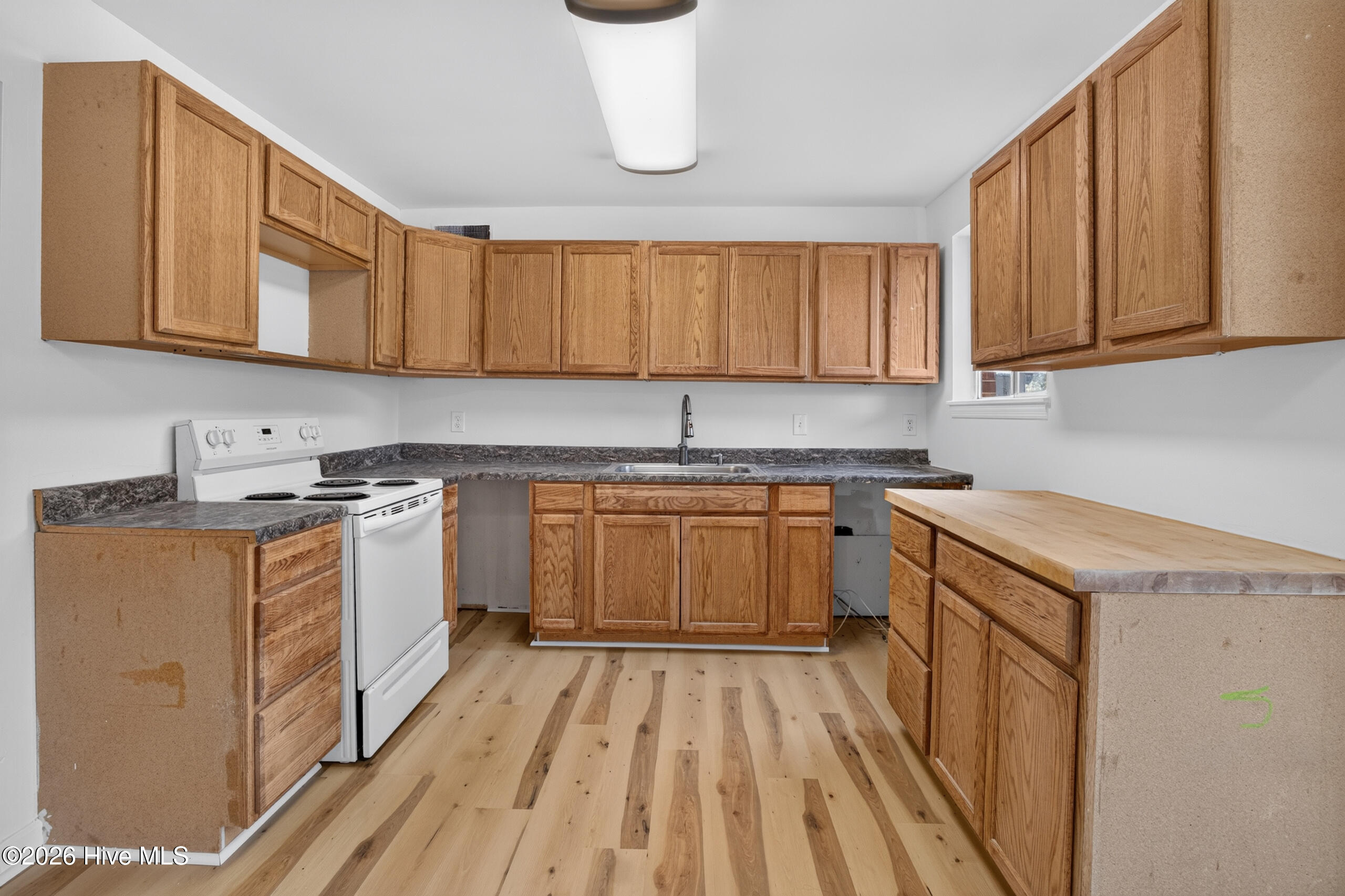 1010 Carriage Drive Apt A Property Photo 12