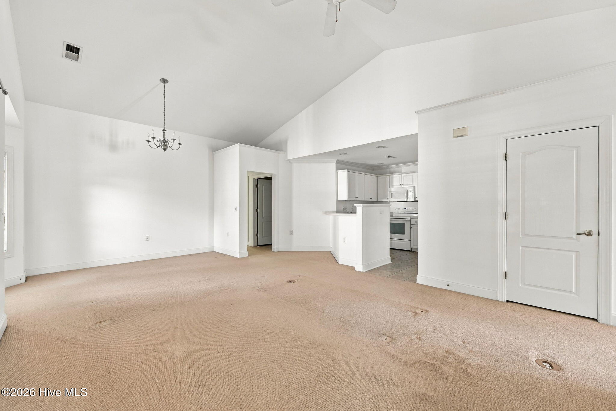 301 Sweetwater Cove Property Photo 6