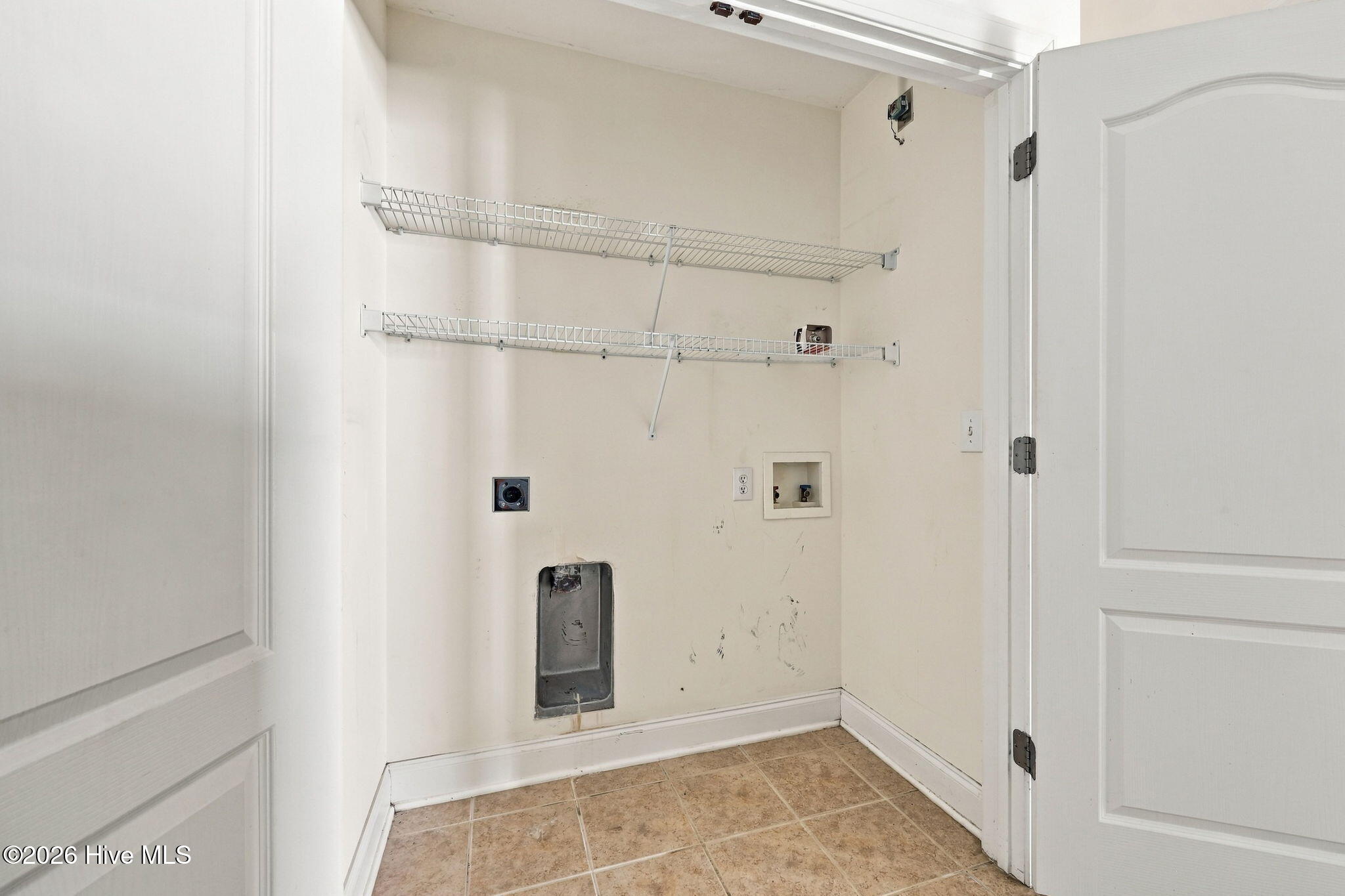 301 Sweetwater Cove Property Photo 13