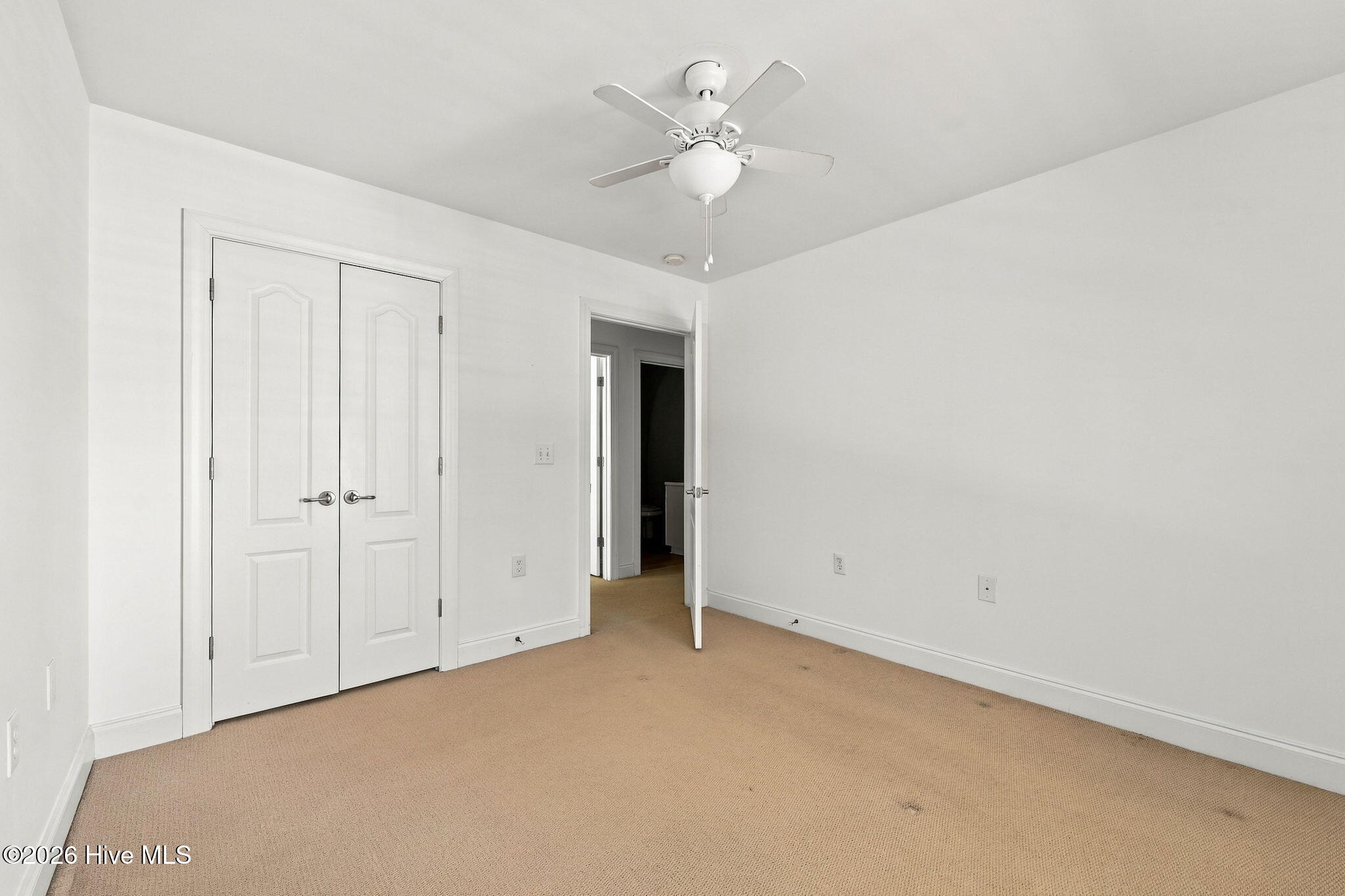 301 Sweetwater Cove Property Photo 18