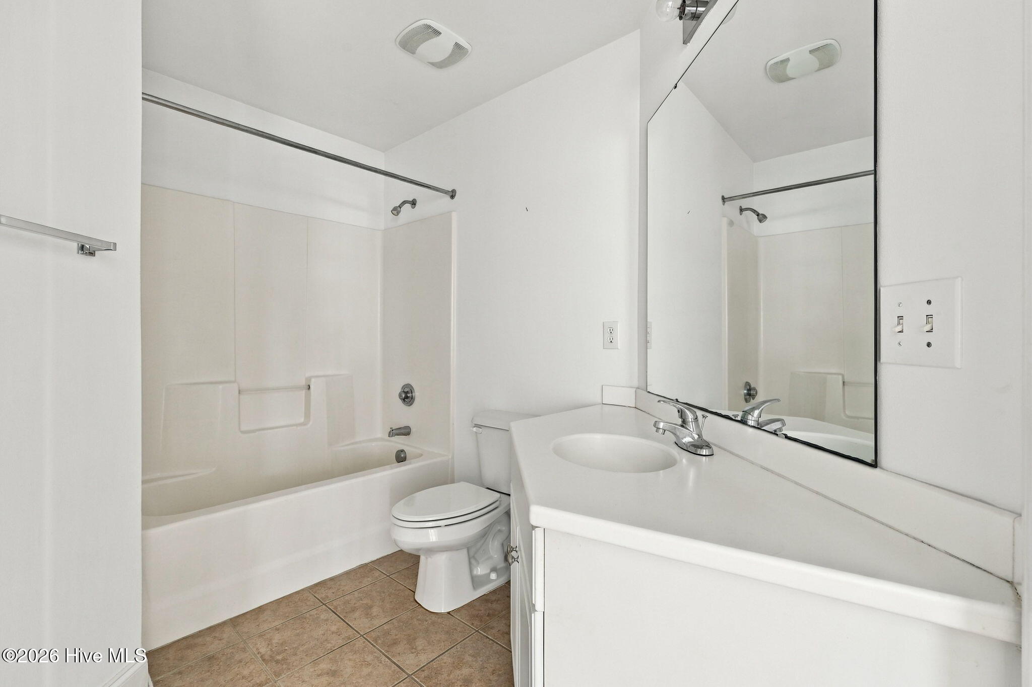301 Sweetwater Cove Property Photo 19