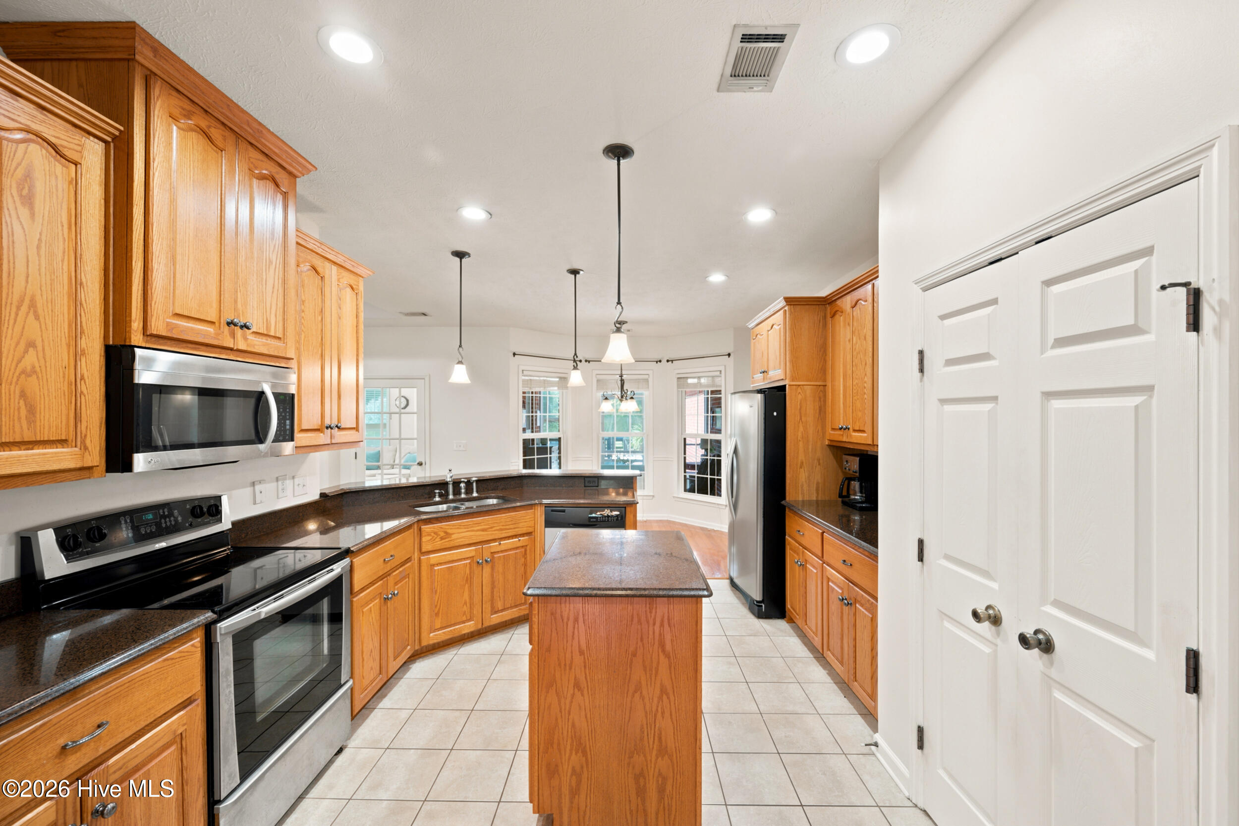 445 Maxwell Road Property Photo 4