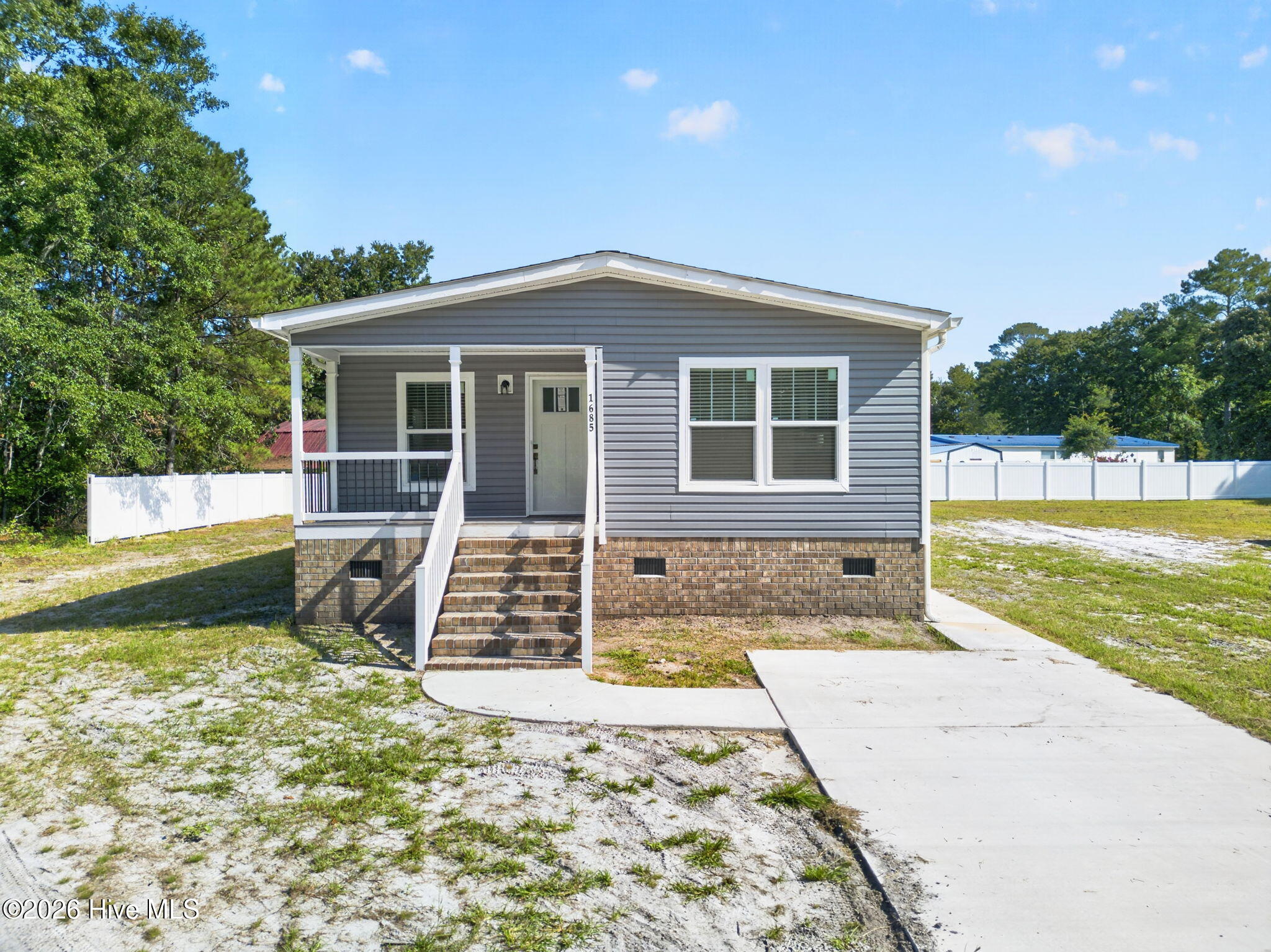 1685 Elon Drive Sw Property Photo 1