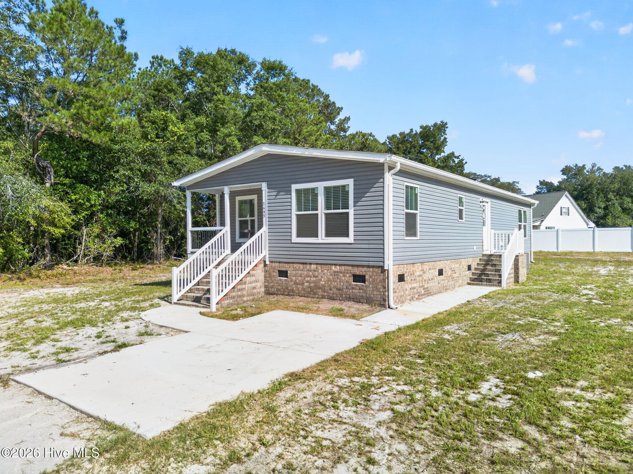 1685 Elon Drive Sw Property Photo 2