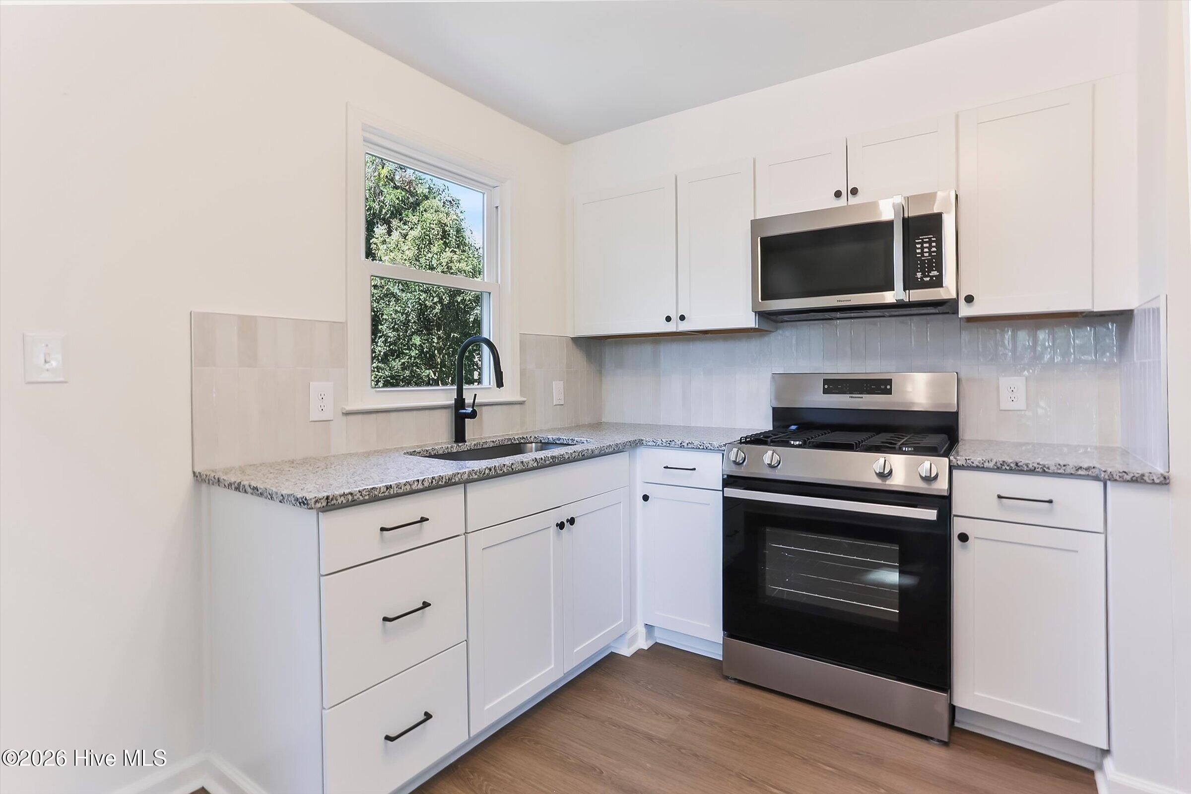 1302 Wallace Street Property Photo 8