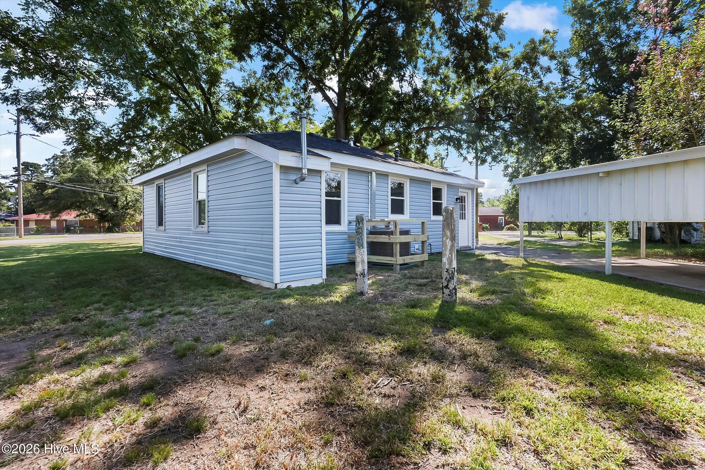 1302 Wallace Street Property Photo 22