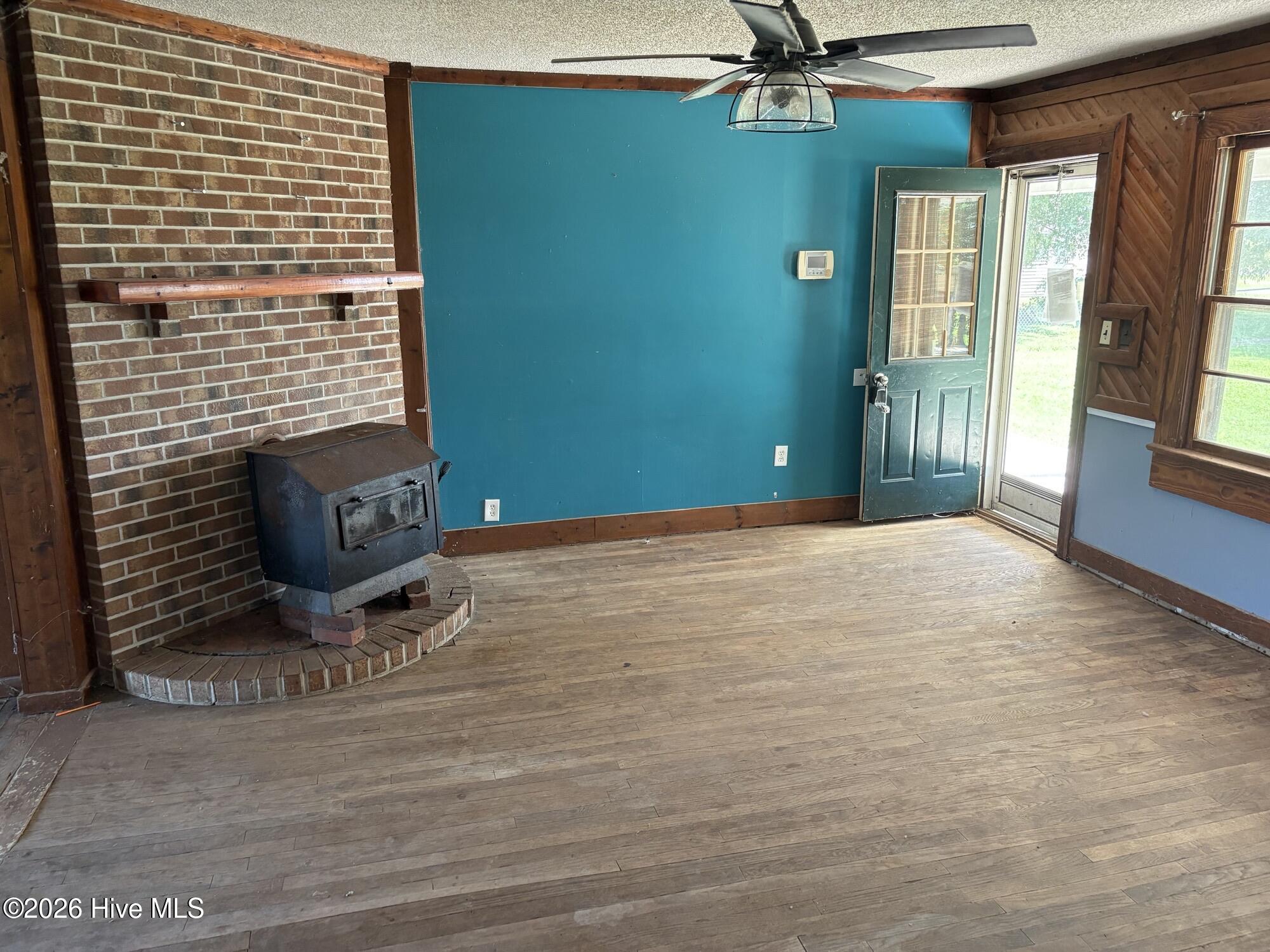 1549 N Broad Street Property Photo 4