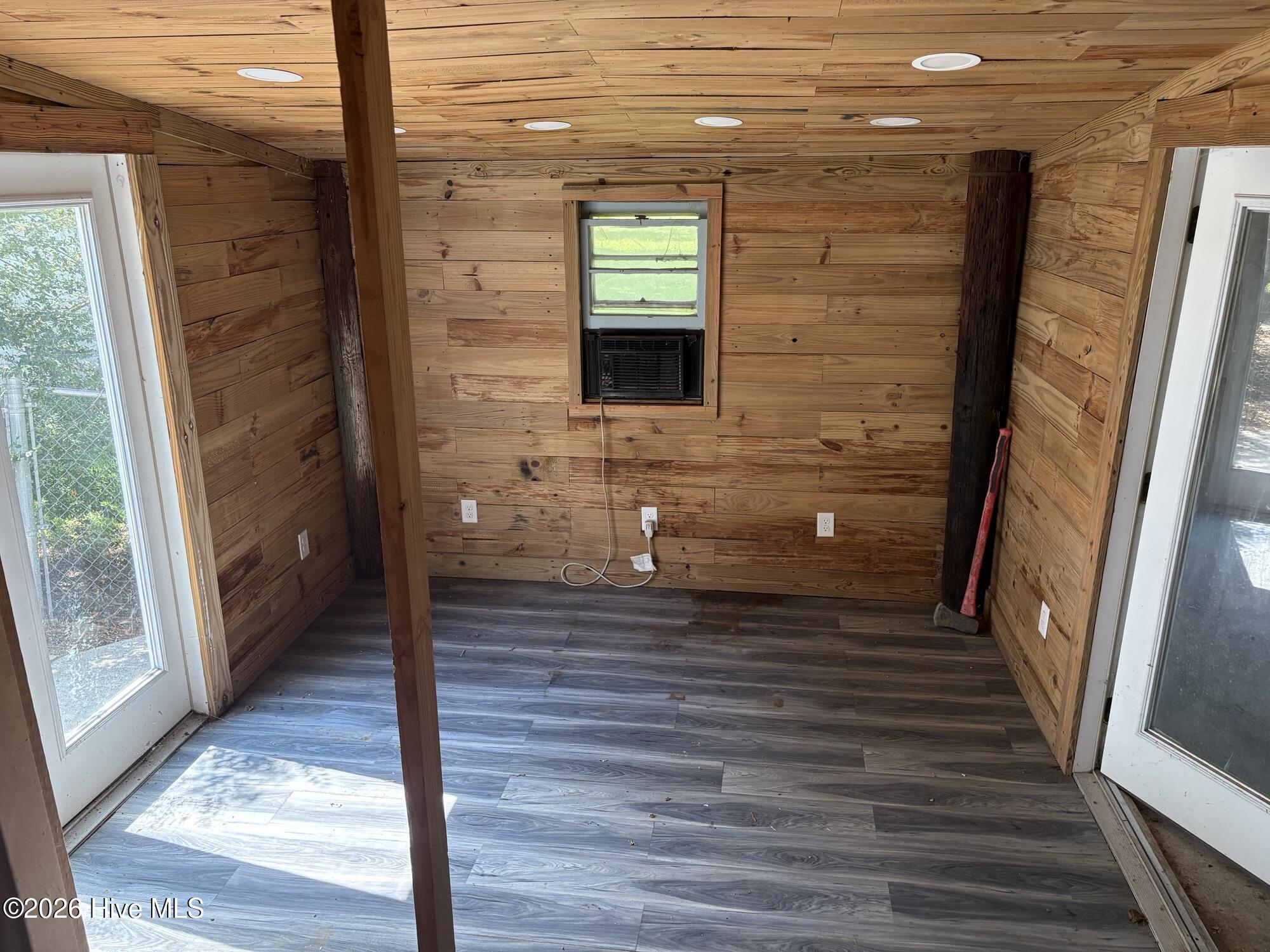 1549 N Broad Street Property Photo 11