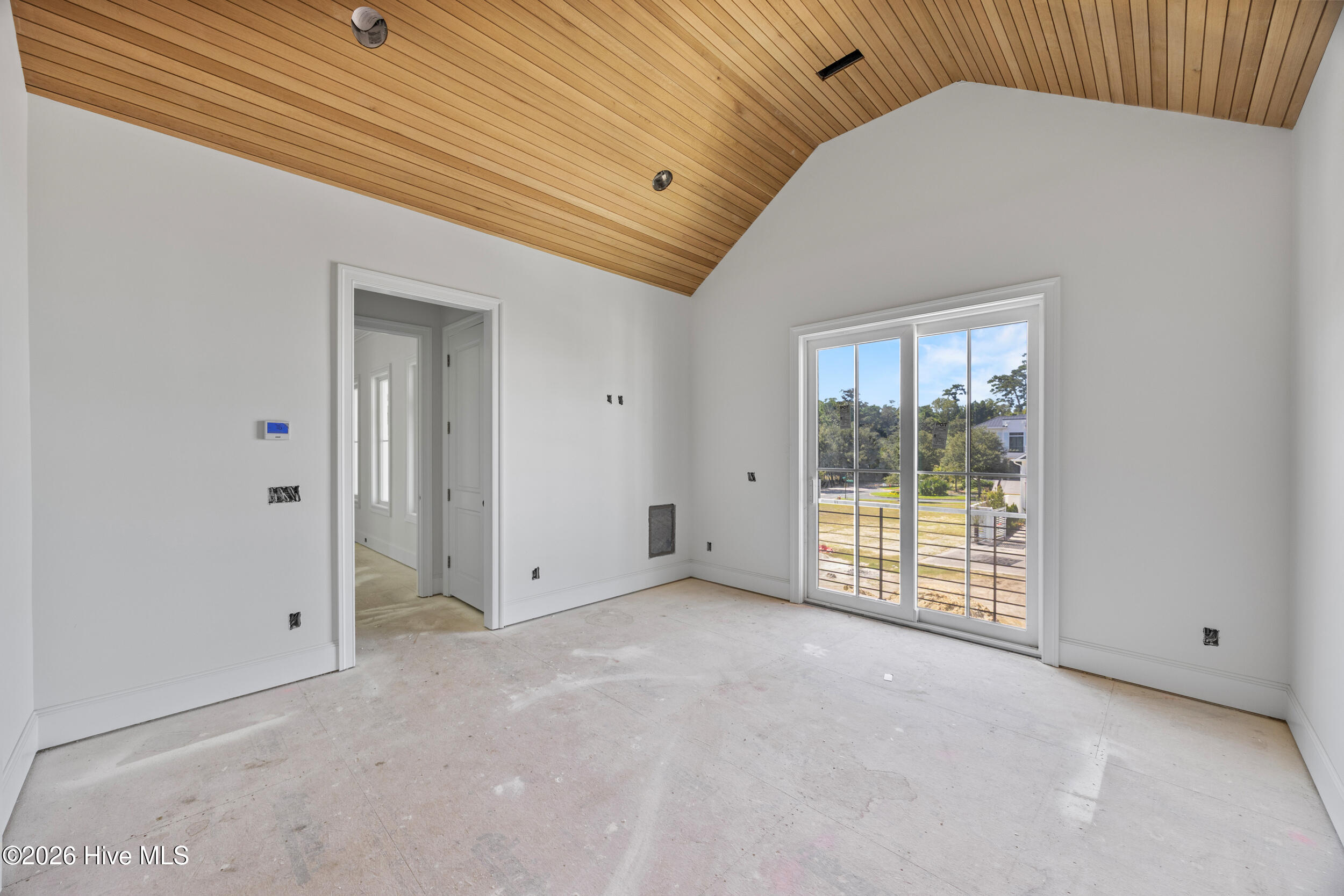 333 Airlie Road Property Photo 9