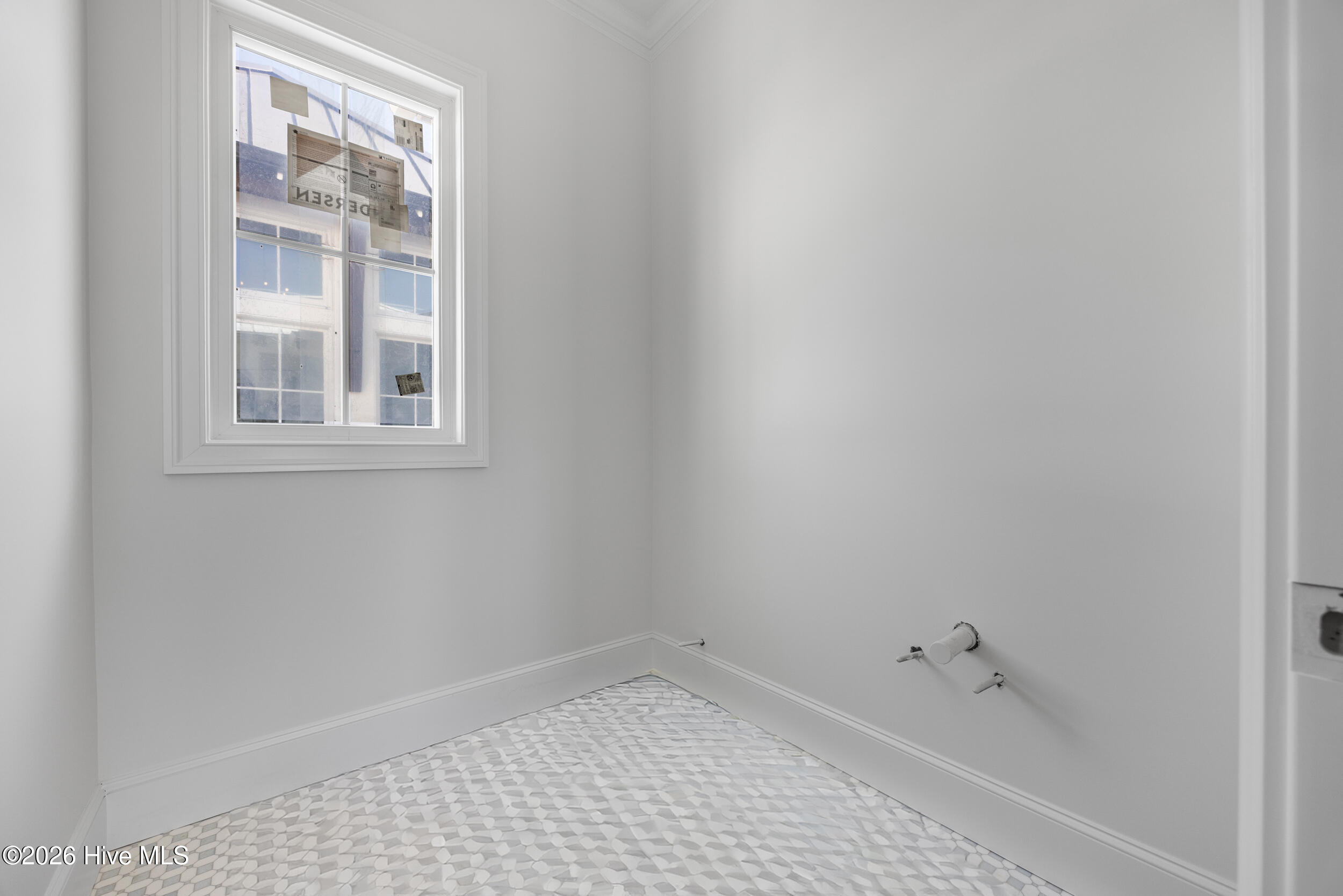 333 Airlie Road Property Photo 12