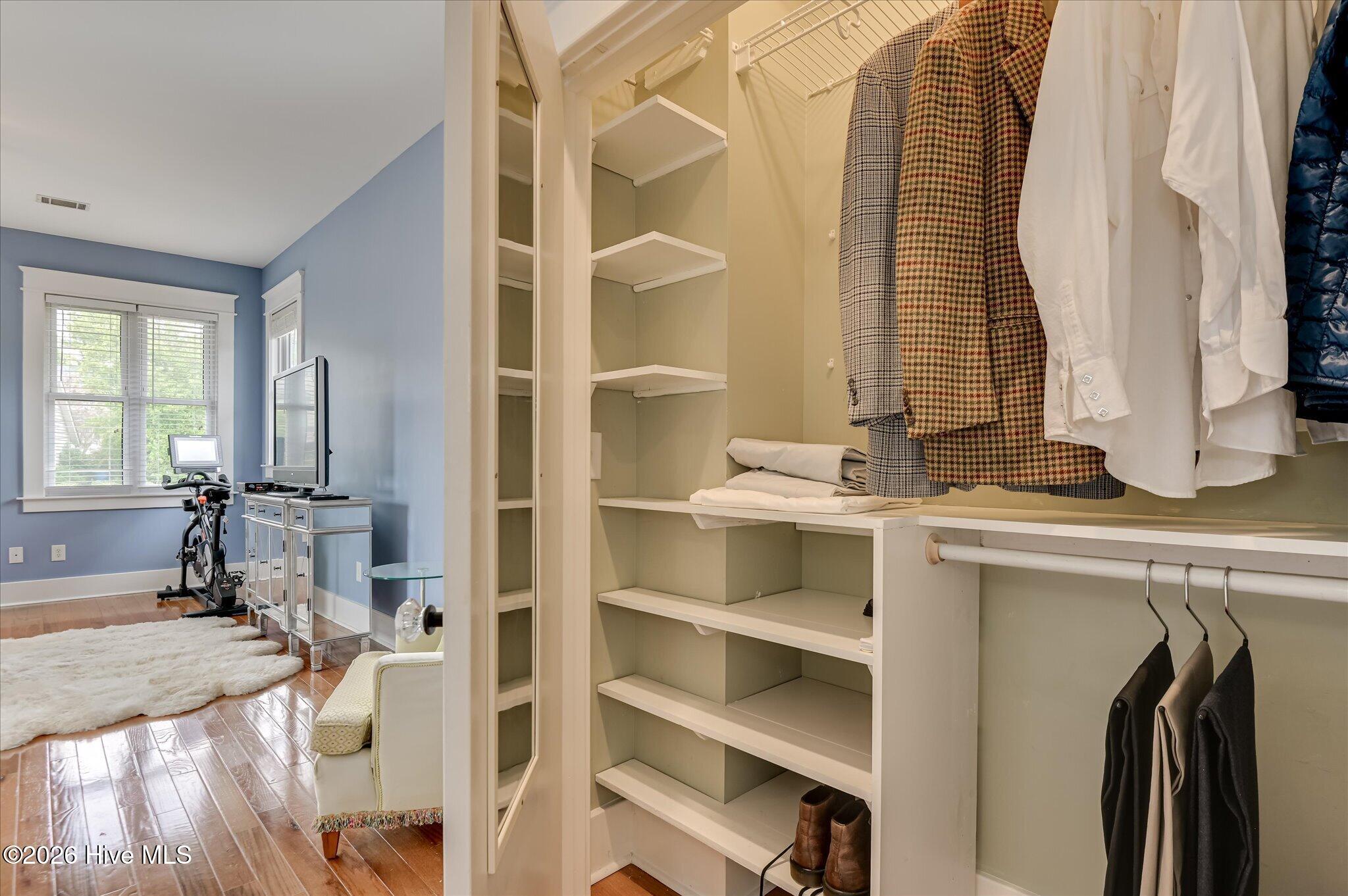 925 Heard Avenue Property Photo 33