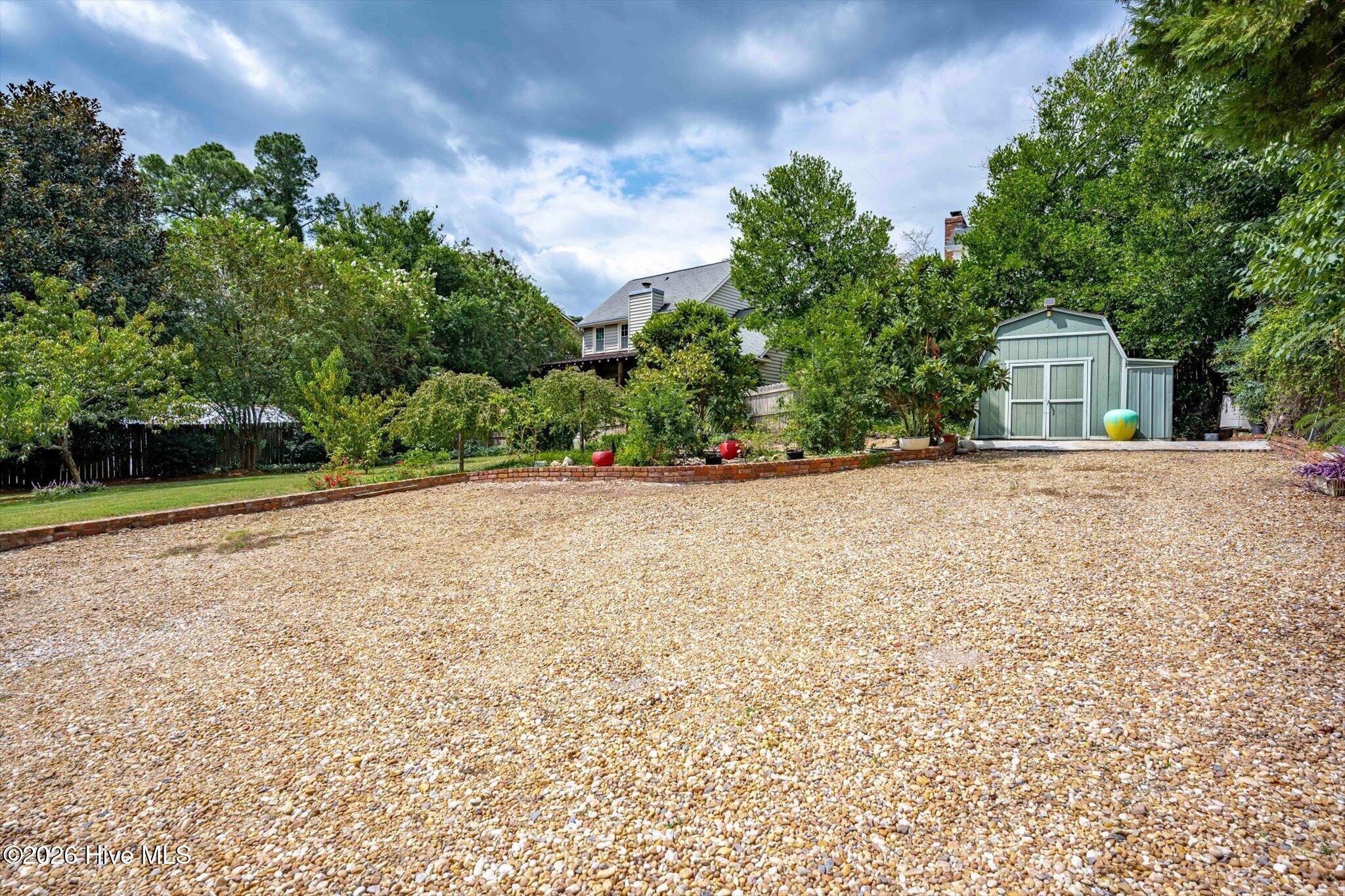925 Heard Avenue Property Photo 48