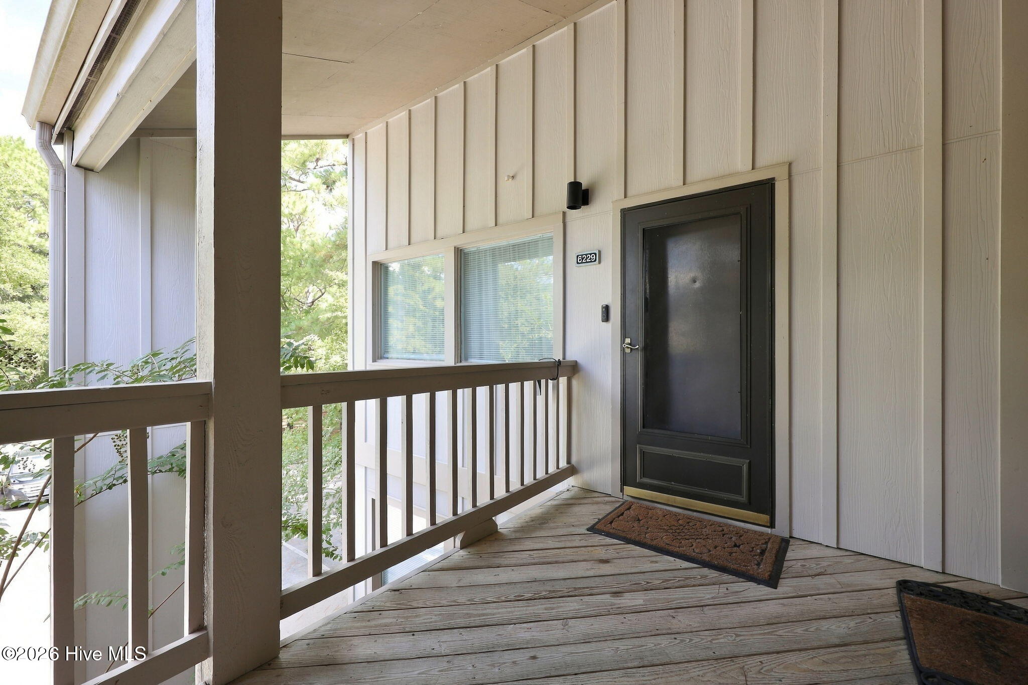 6229 Harbourside Drive Property Photo 6