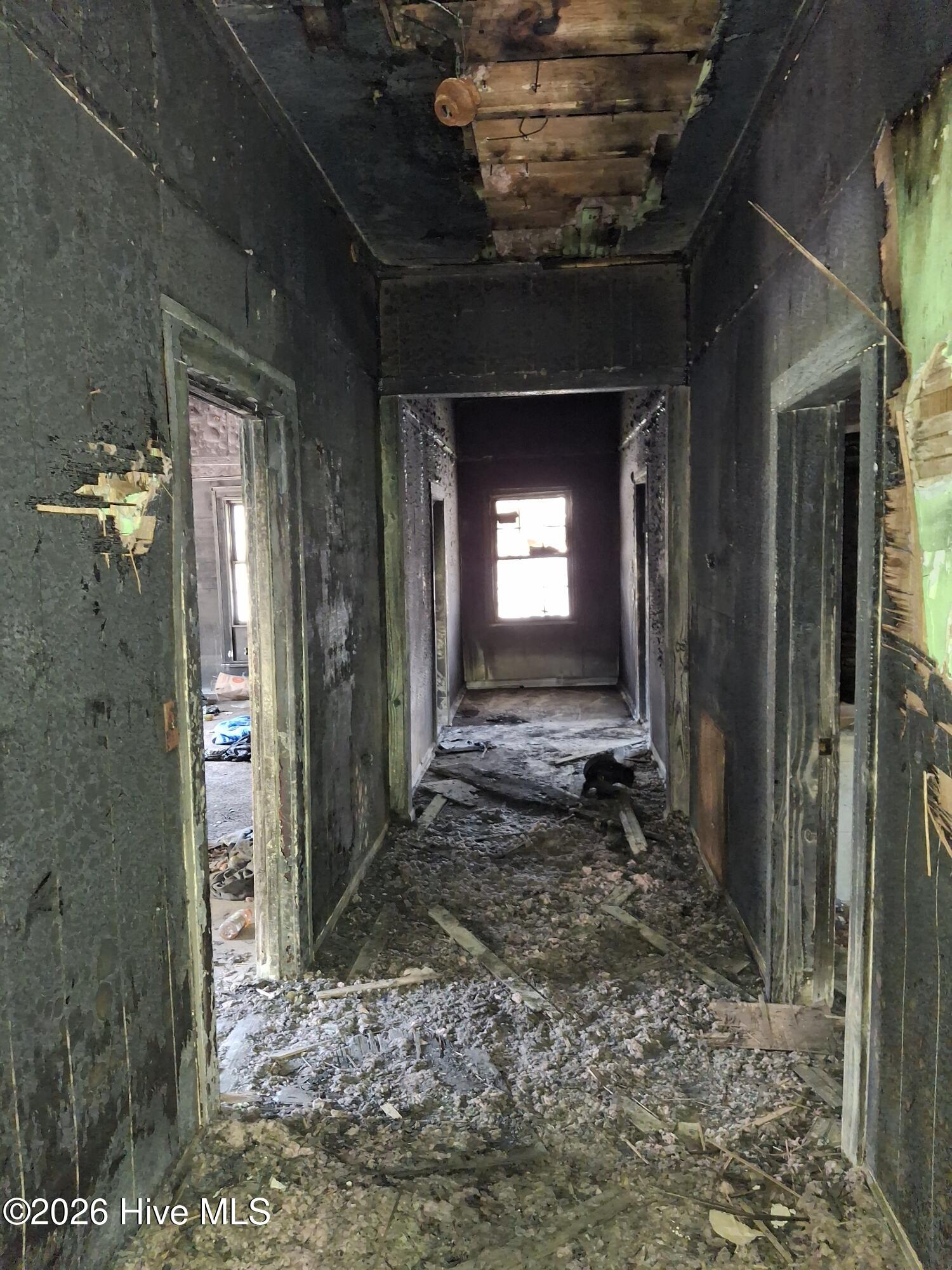 308 Pender Street E Property Photo 4