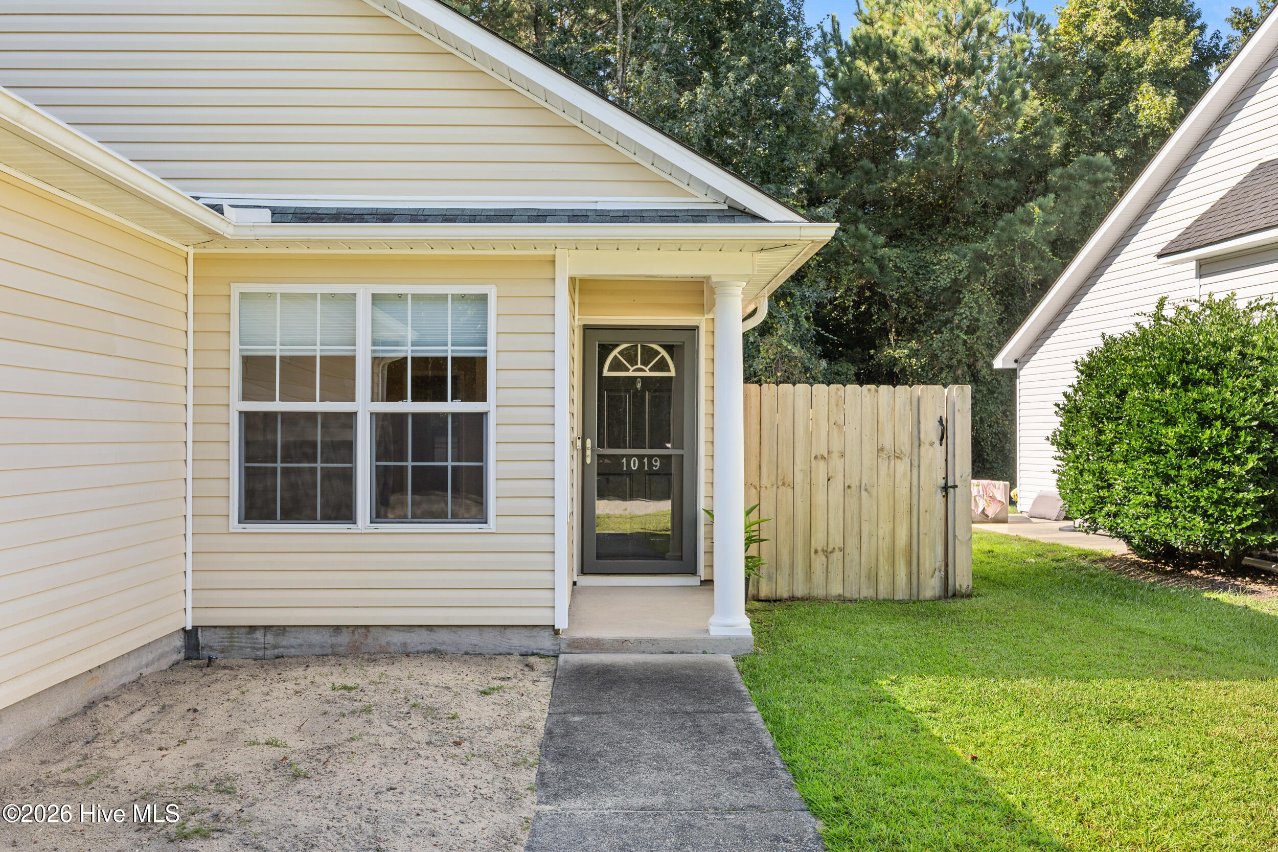 1019 Stony Woods Lane Property Photo 6