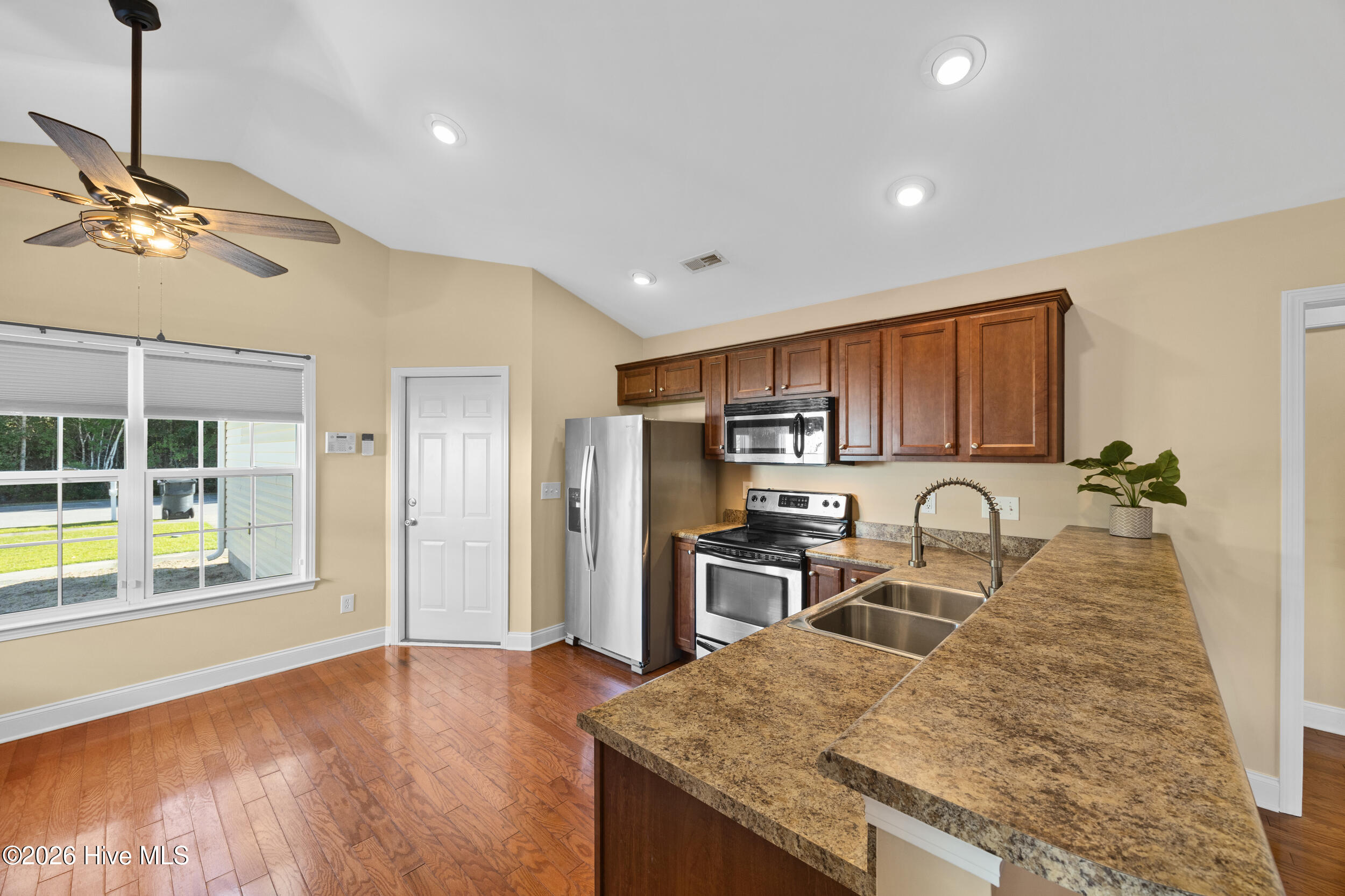 1019 Stony Woods Lane Property Photo 15