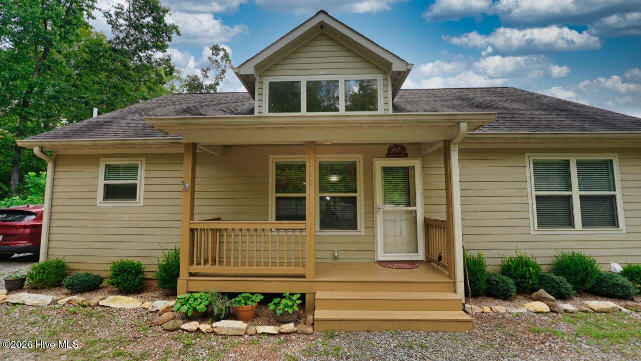 215 Kirby Lane Property Photo 2