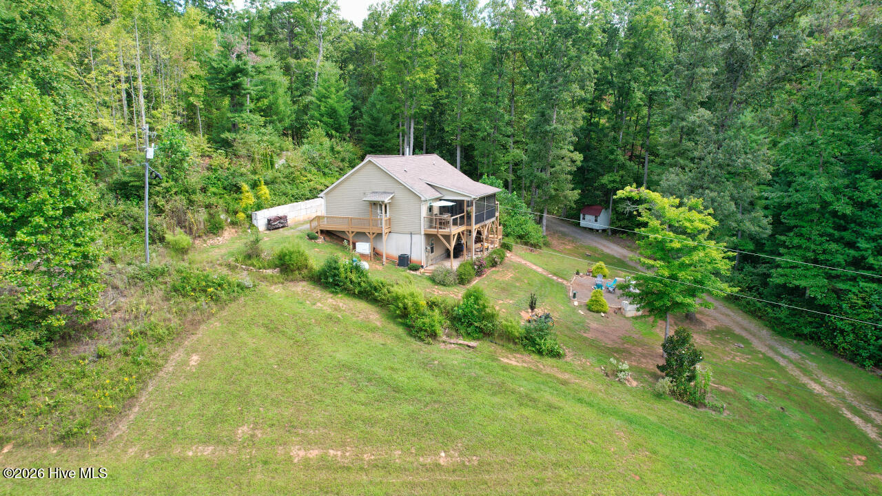 215 Kirby Lane Property Photo 3