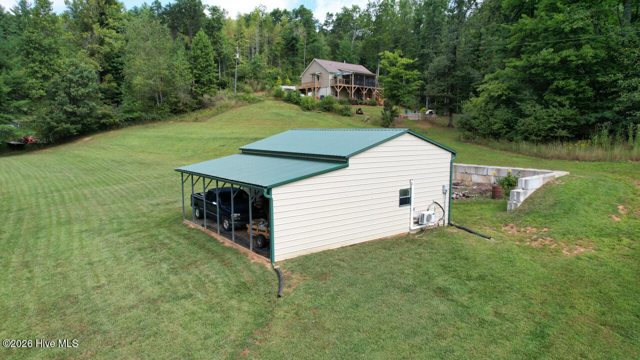 215 Kirby Lane Property Photo 7