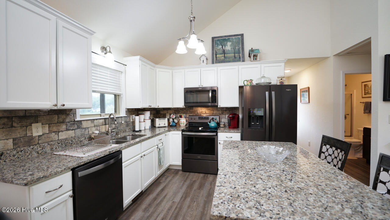 215 Kirby Lane Property Photo 15