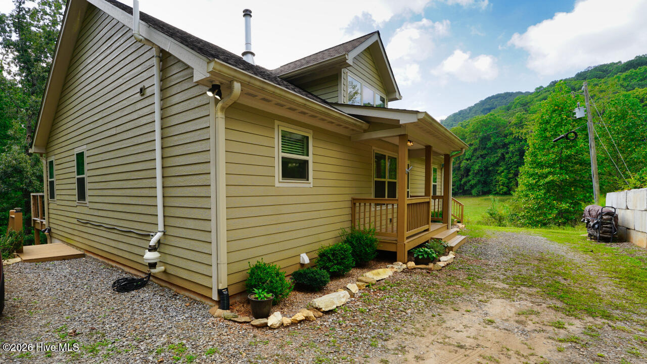 215 Kirby Lane Property Photo 36