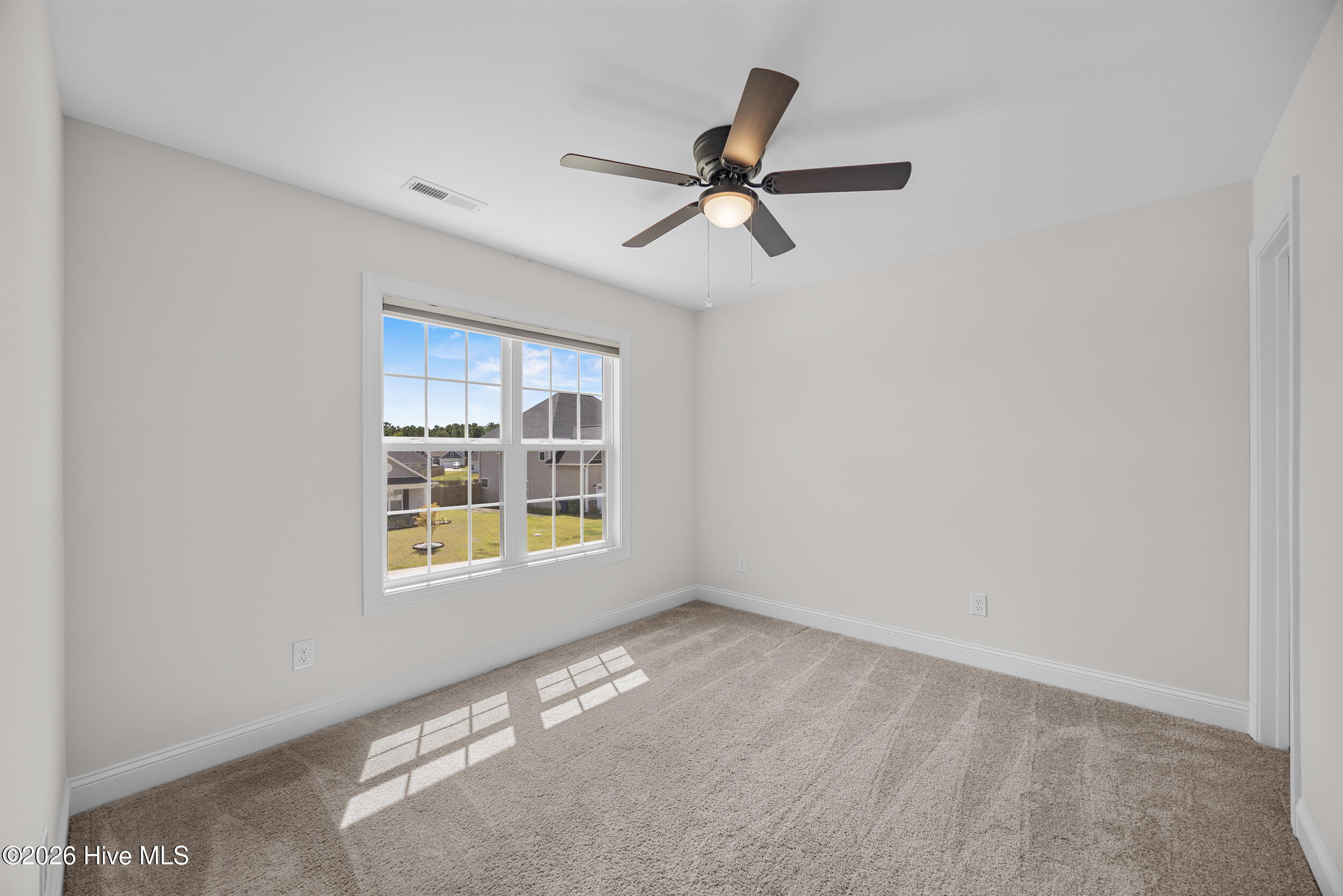 499 Pebble Shore Drive Property Photo 32